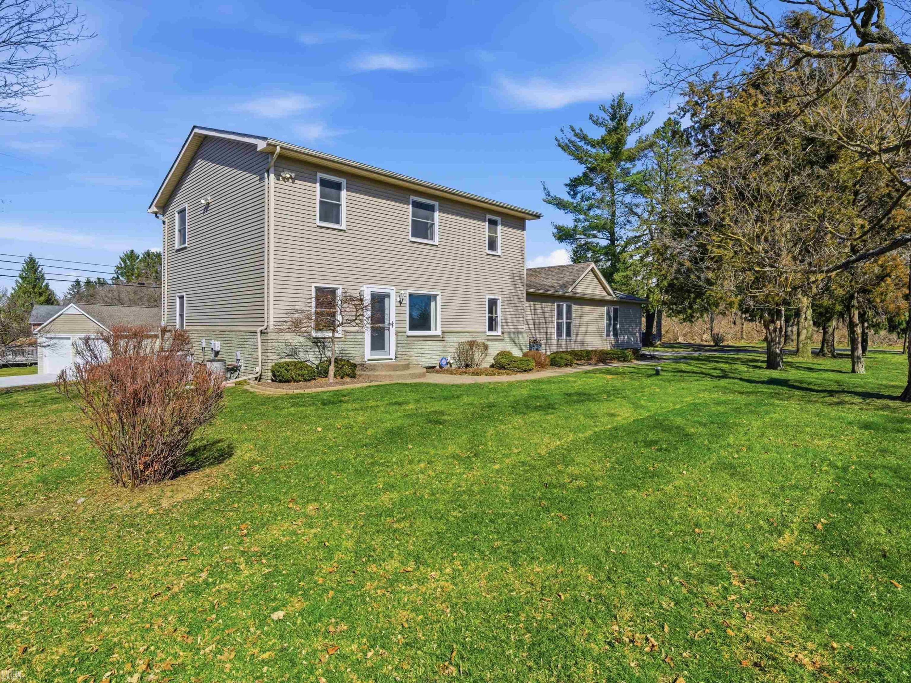 11151 34 Mile Road, MI 48065 — Photo 40