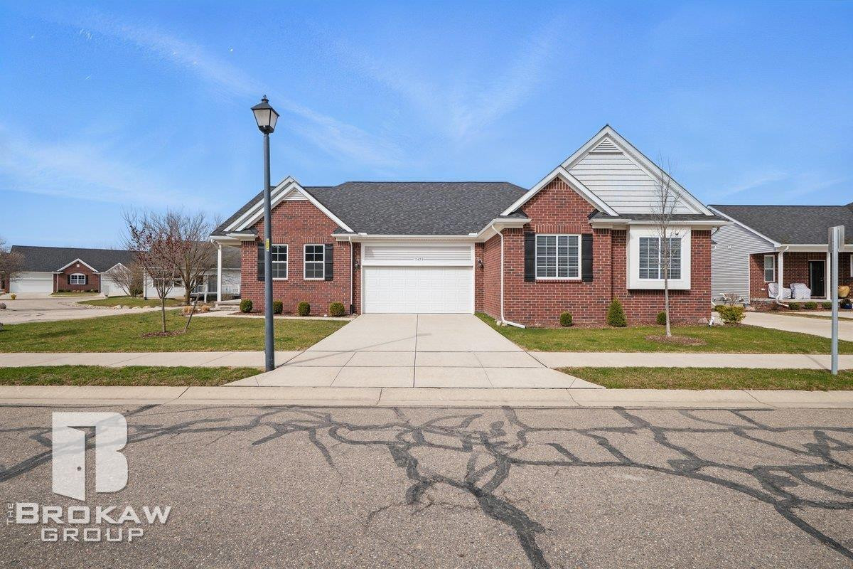 1389 Luxington Drive, Lapeer, MI 48446 — Photo 4