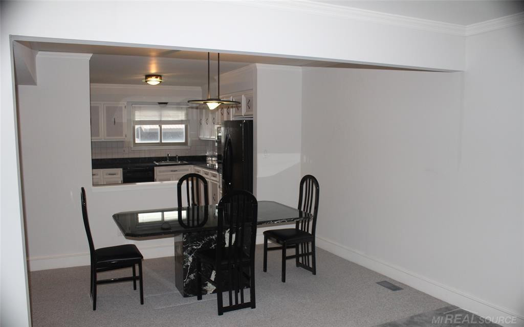 3733 Old Creek Road, Troy, MI 48084 — Photo 12