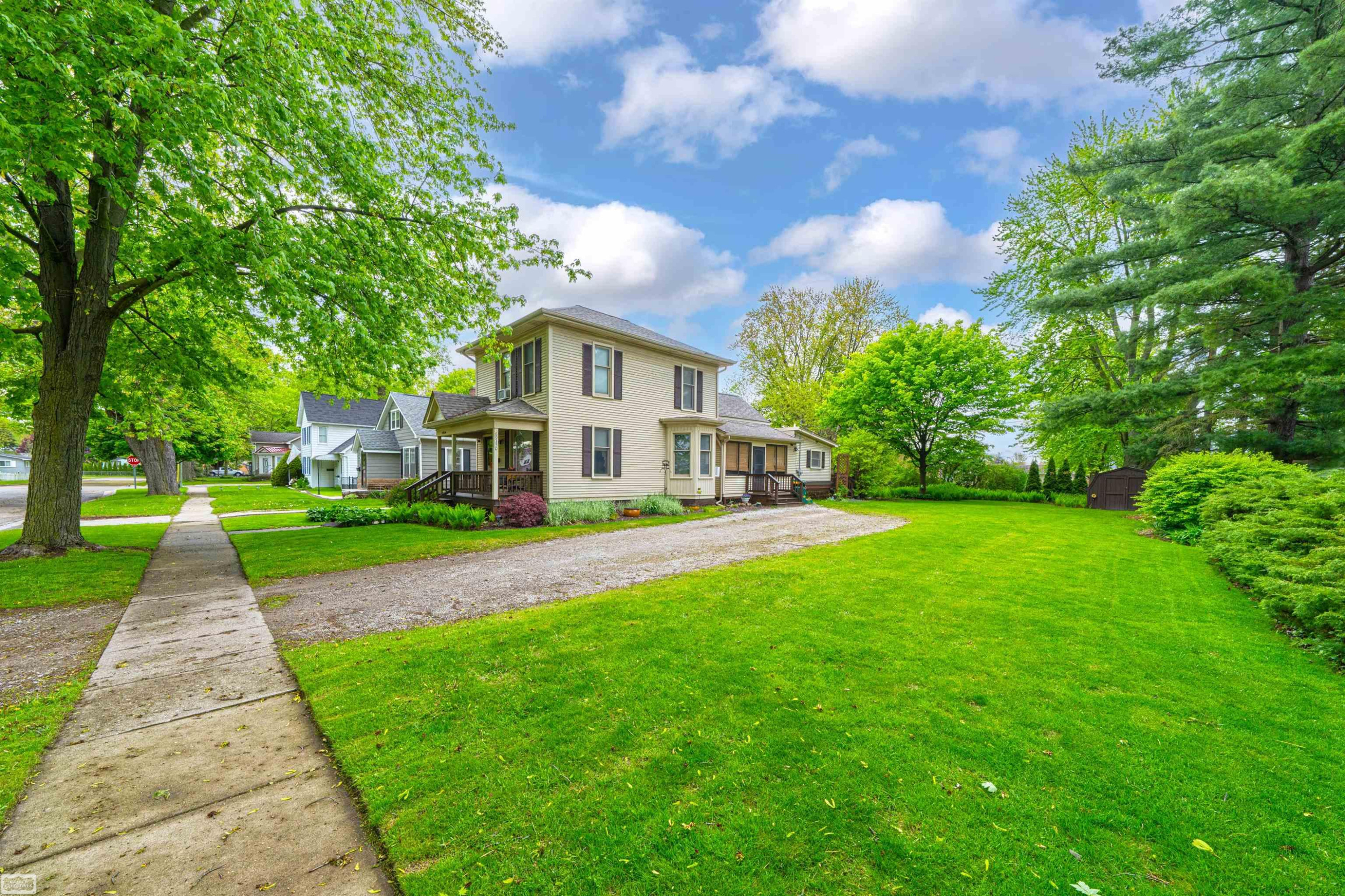 69350 N Forest Street, Richmond, MI 48062 — front exterior