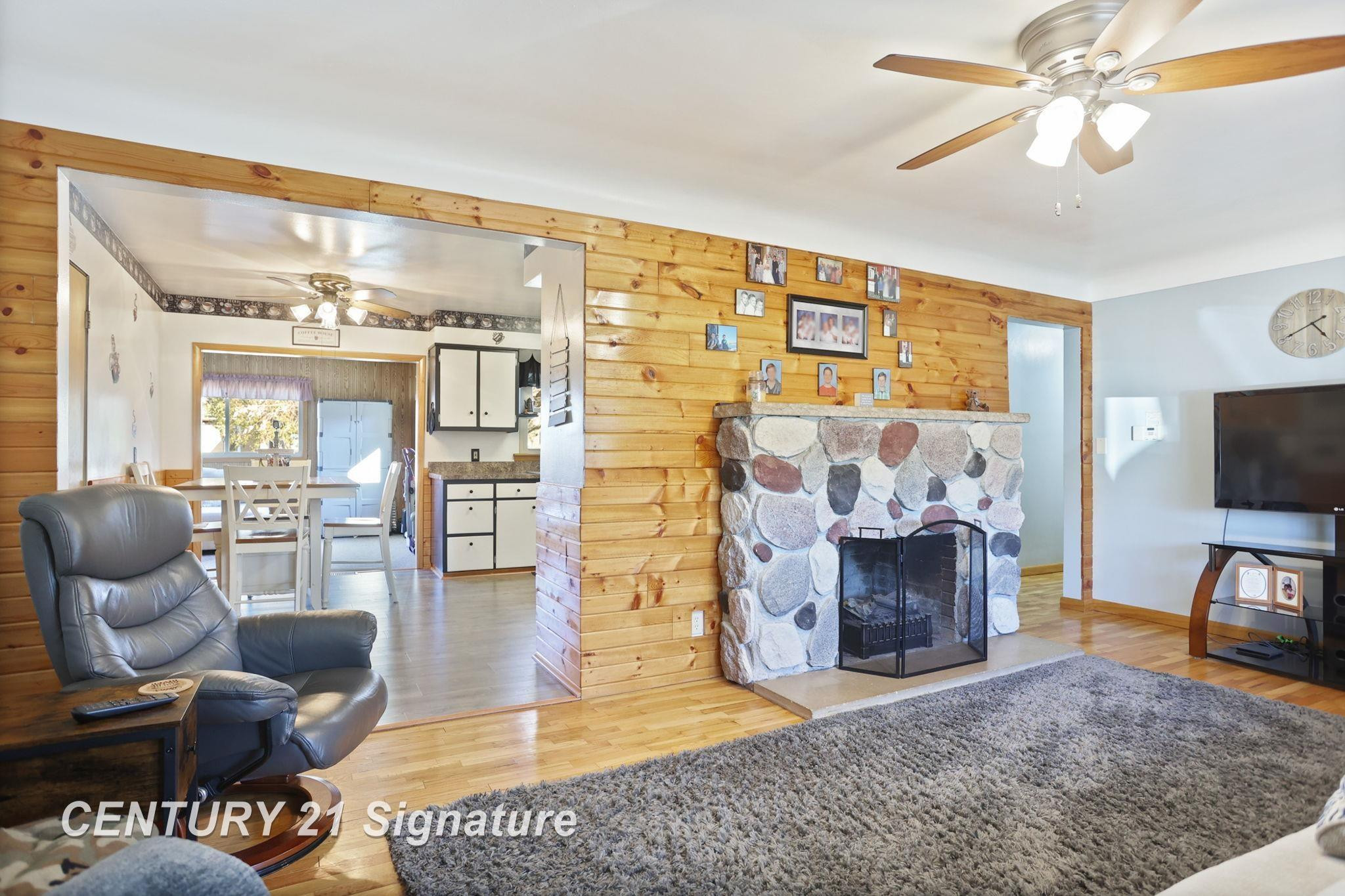 4551 Westfield Court, Bay City, MI 48706 — Photo 10