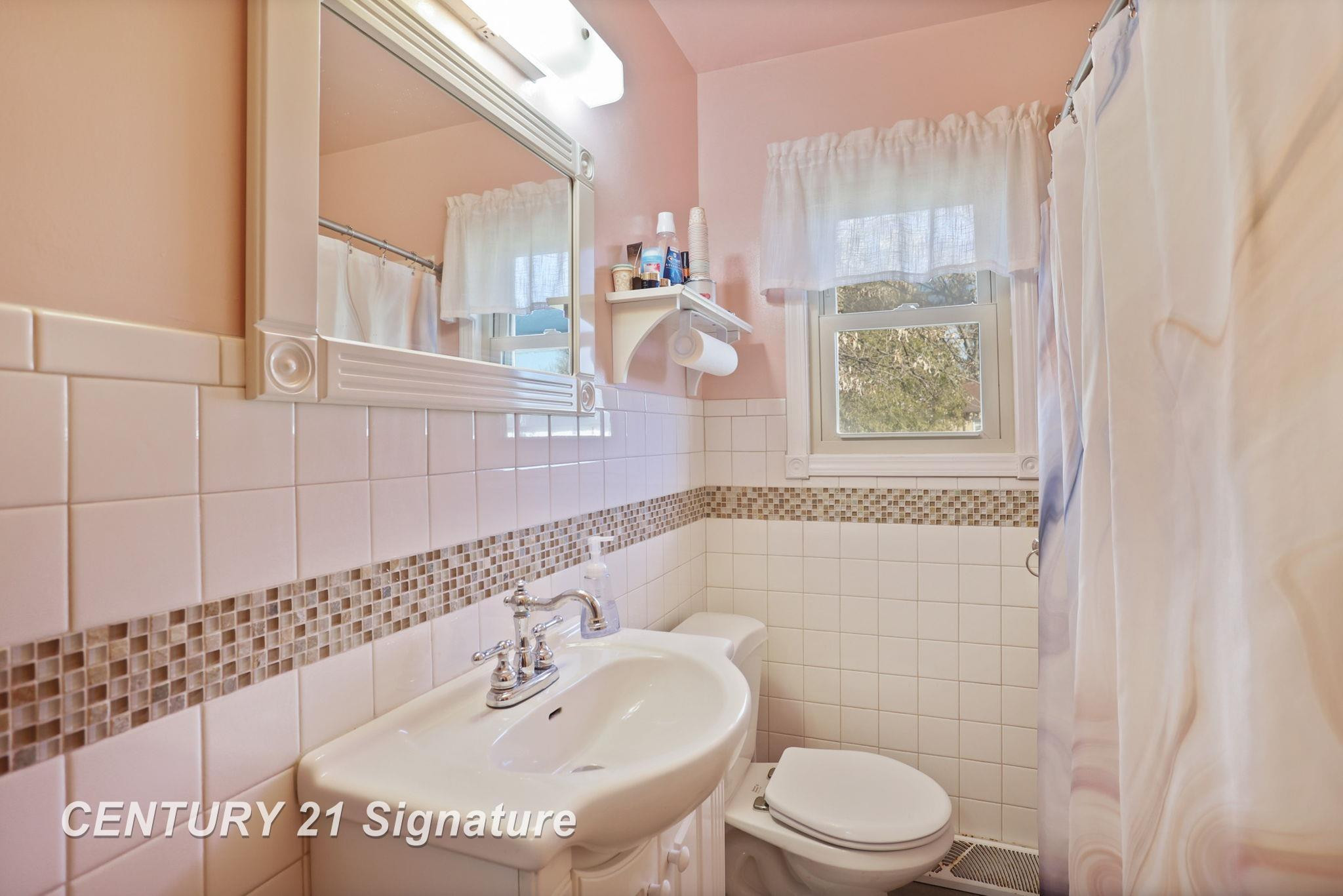 4551 Westfield Court, Bay City, MI 48706 — Photo 22