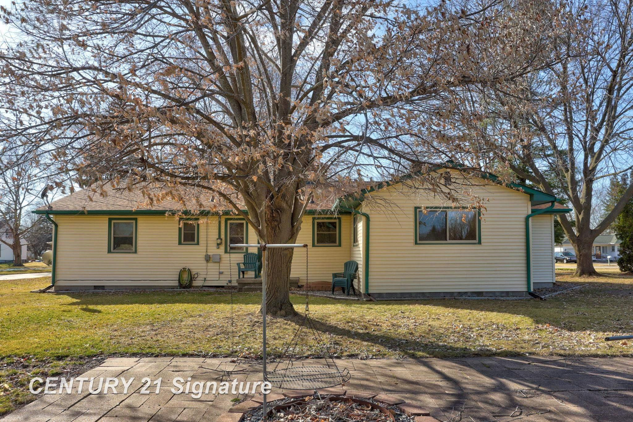 4551 Westfield Court, Bay City, MI 48706 — Photo 24