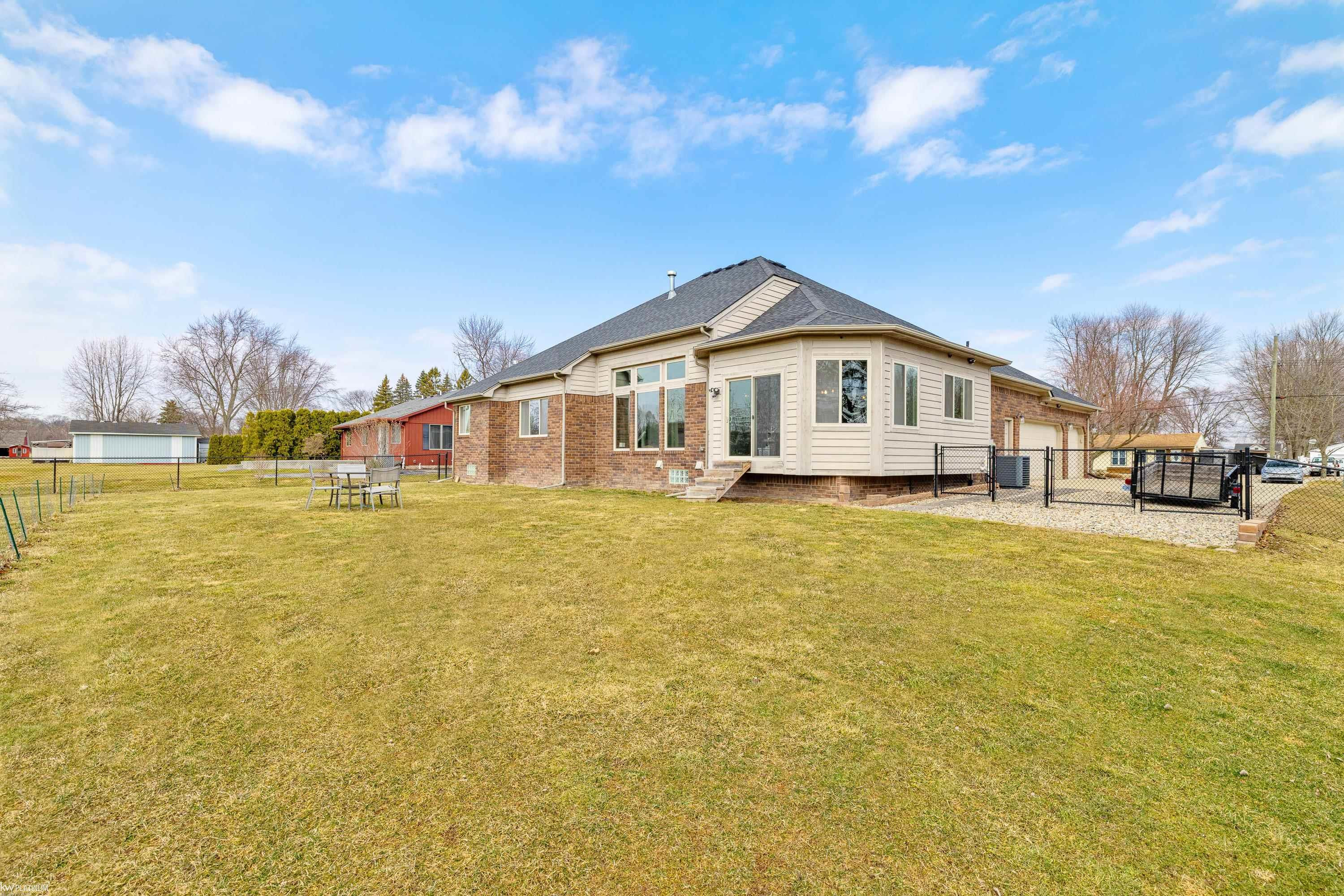 52163 BASE Street, New Baltimore, MI 48047 — Photo 57