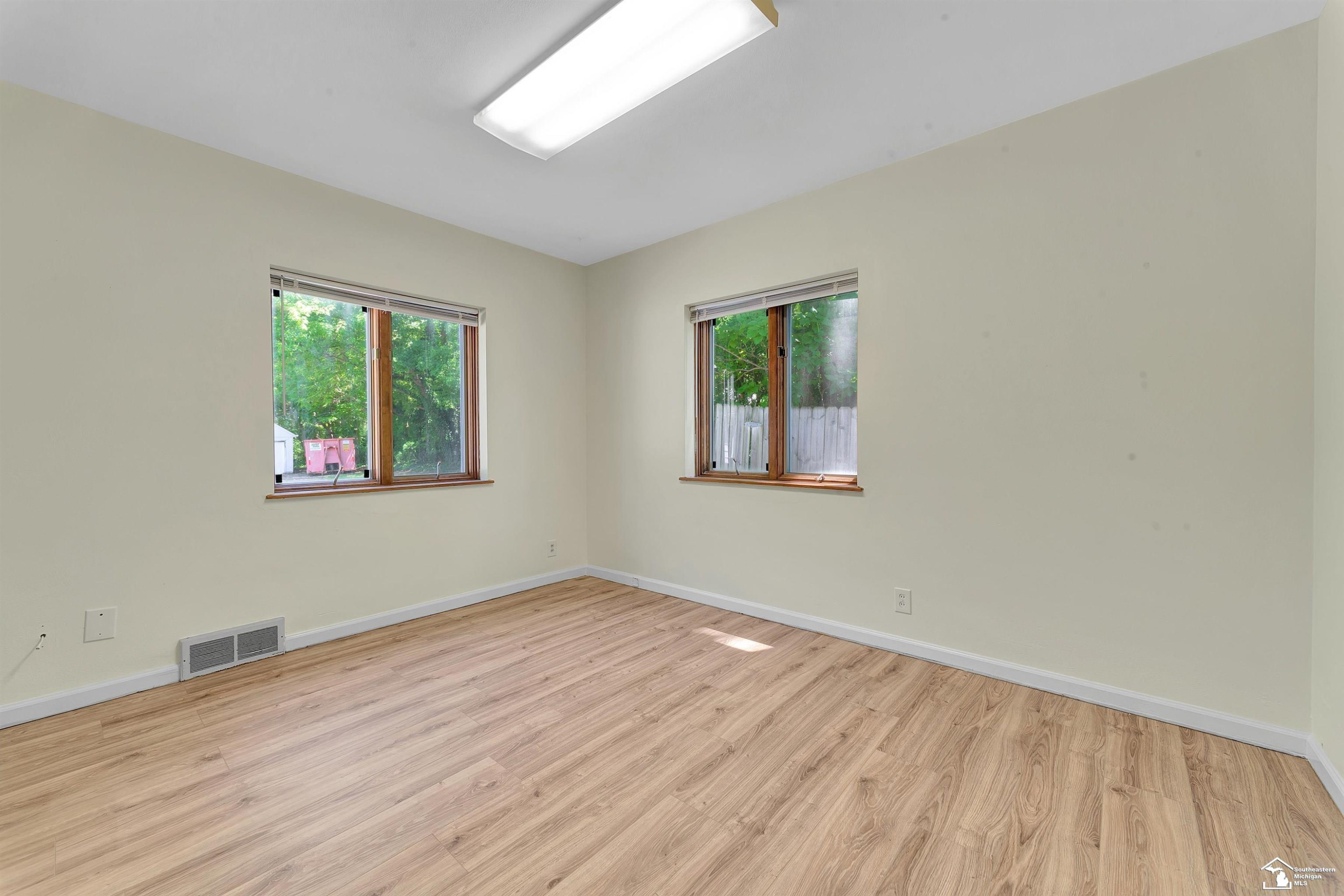 6524 Secor Road, Lambertville, MI 48144 — Photo 16