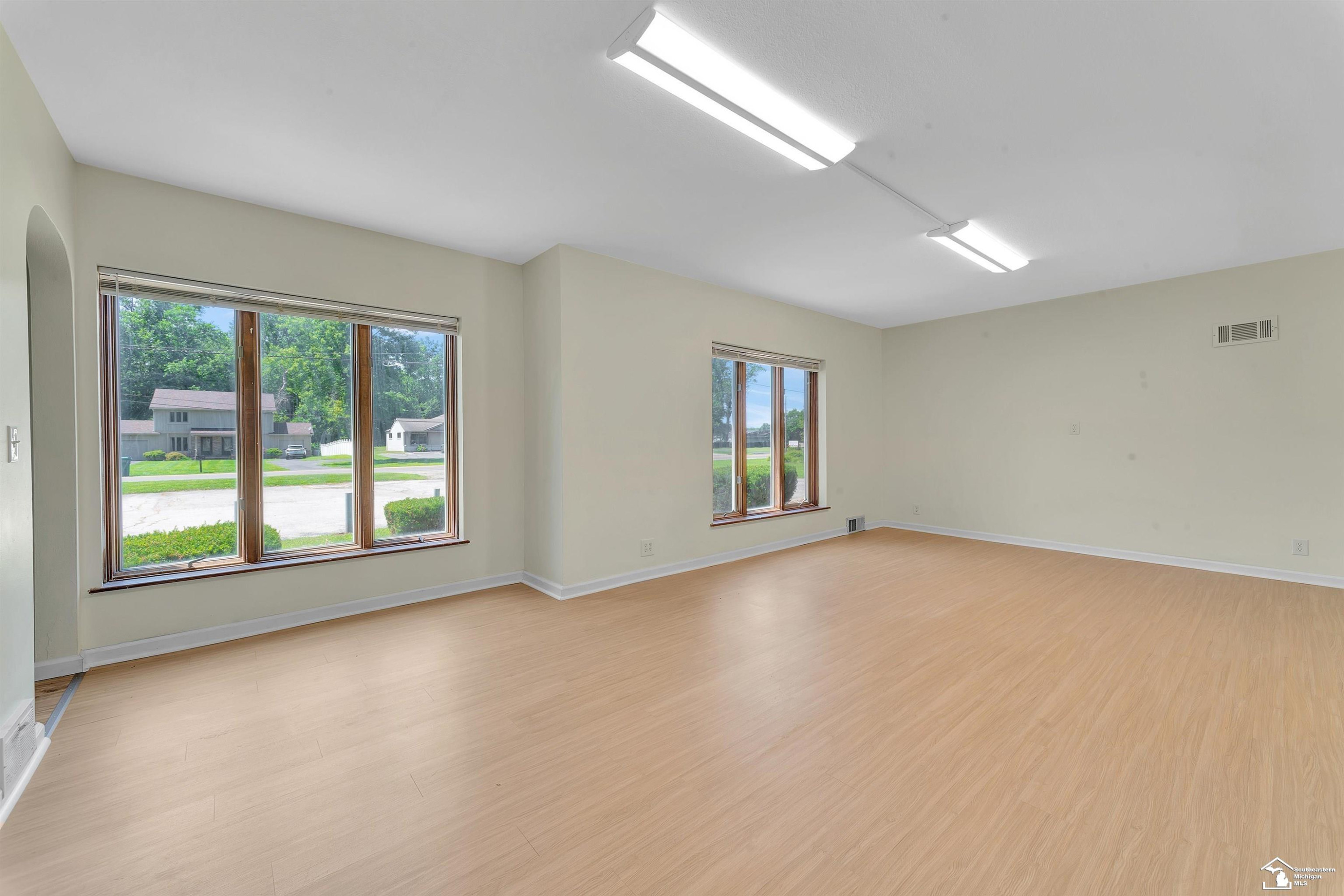 6524 Secor Road, Lambertville, MI 48144 — Photo 18