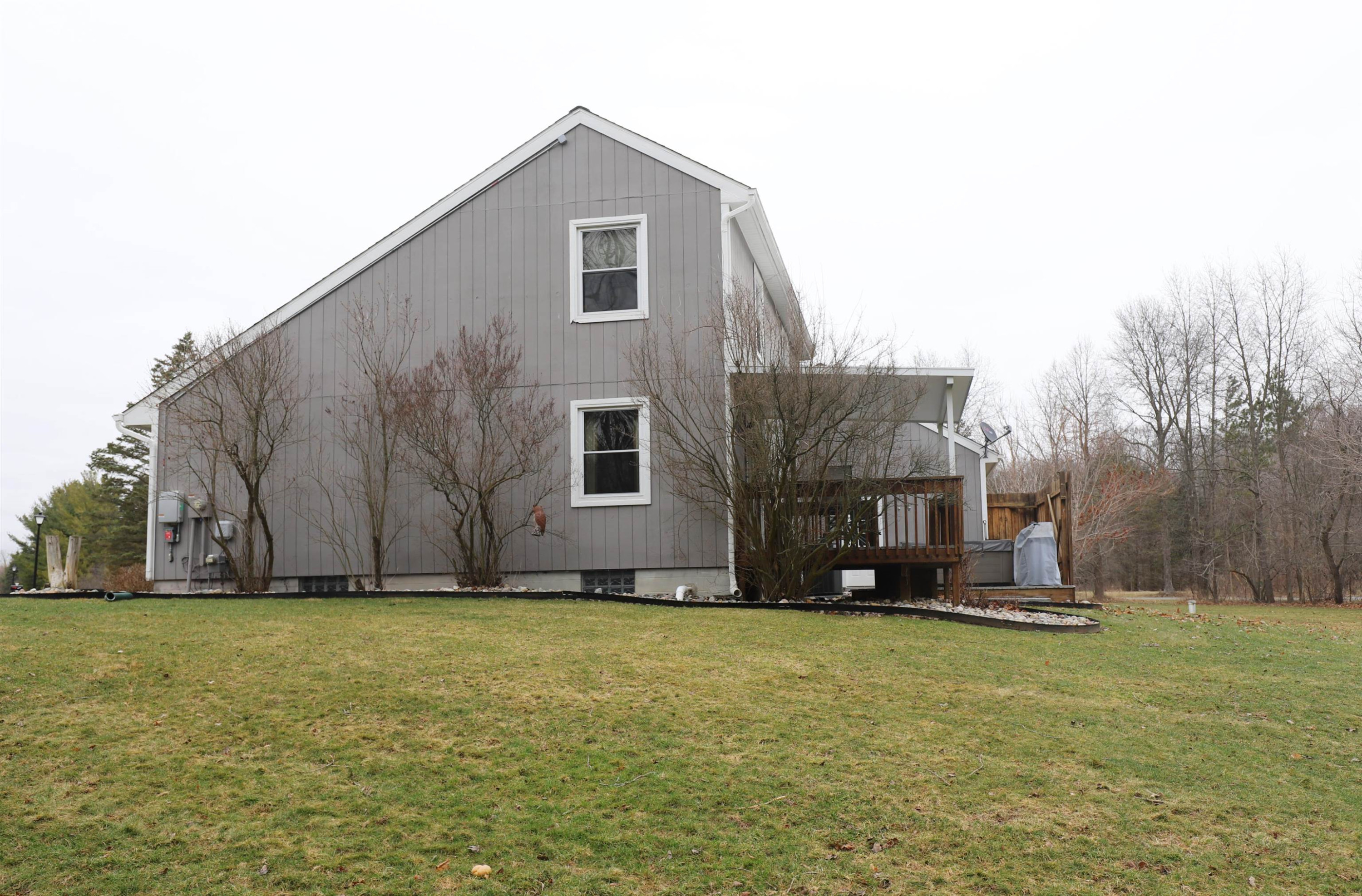 13455 Jennifer Drive, Perry, MI 48872 — Photo 34