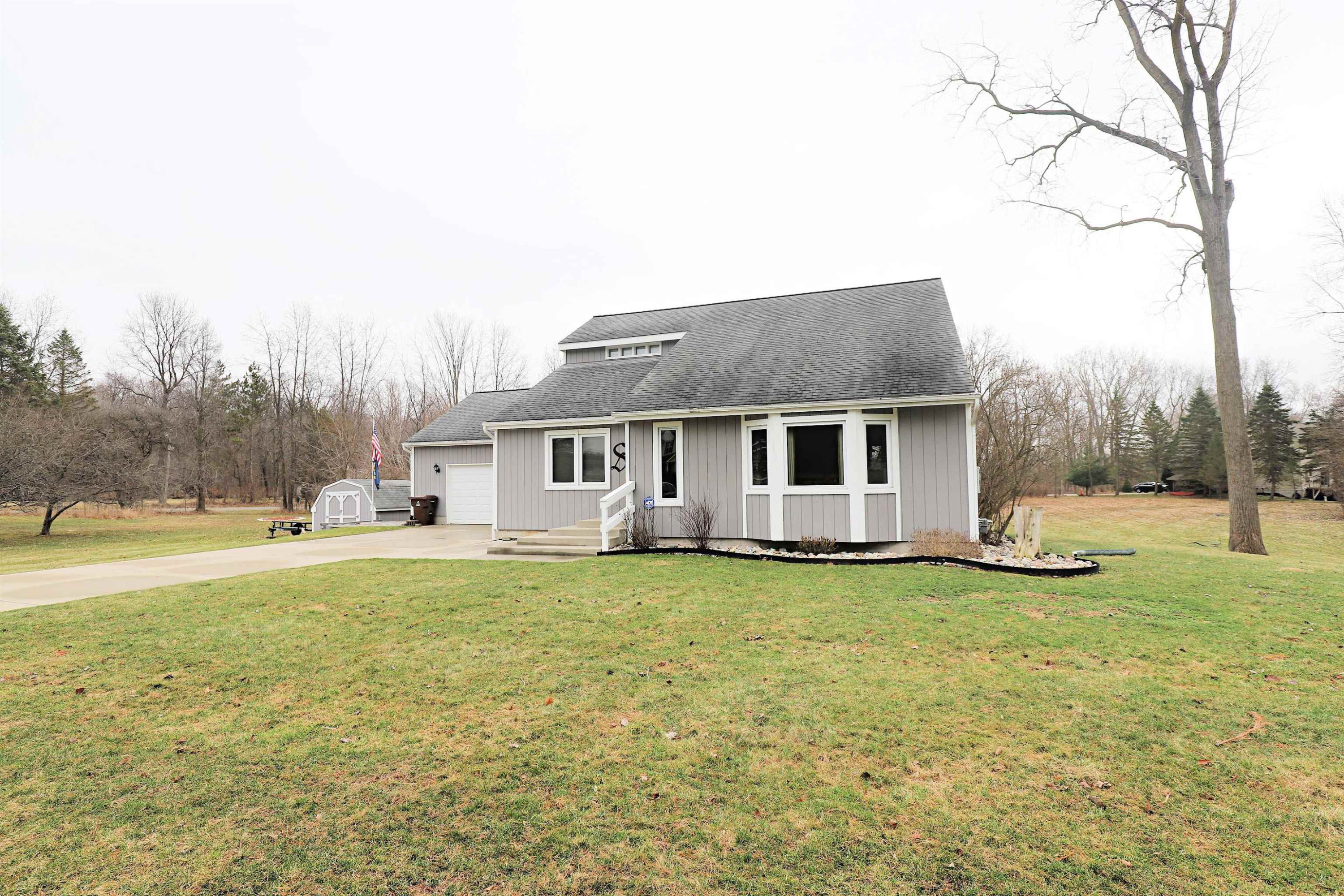 13455 Jennifer Drive, Perry, MI 48872 — Photo 37