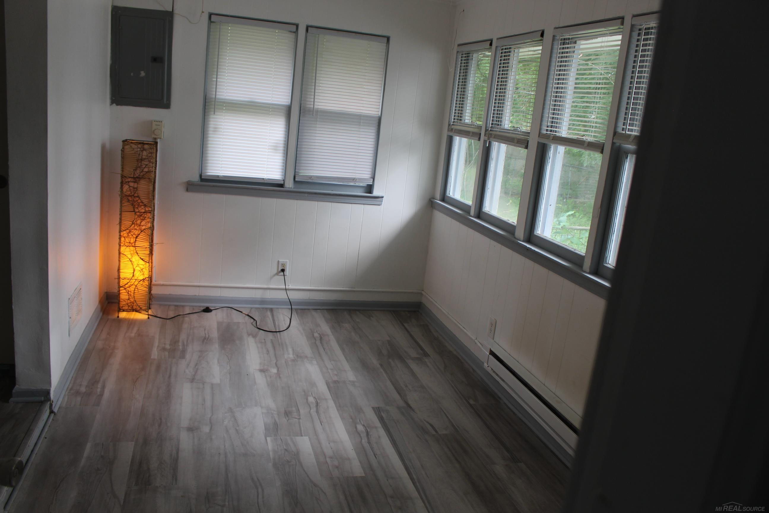 8436 Lozier Avenue, Warren, MI 48089 — Photo 10