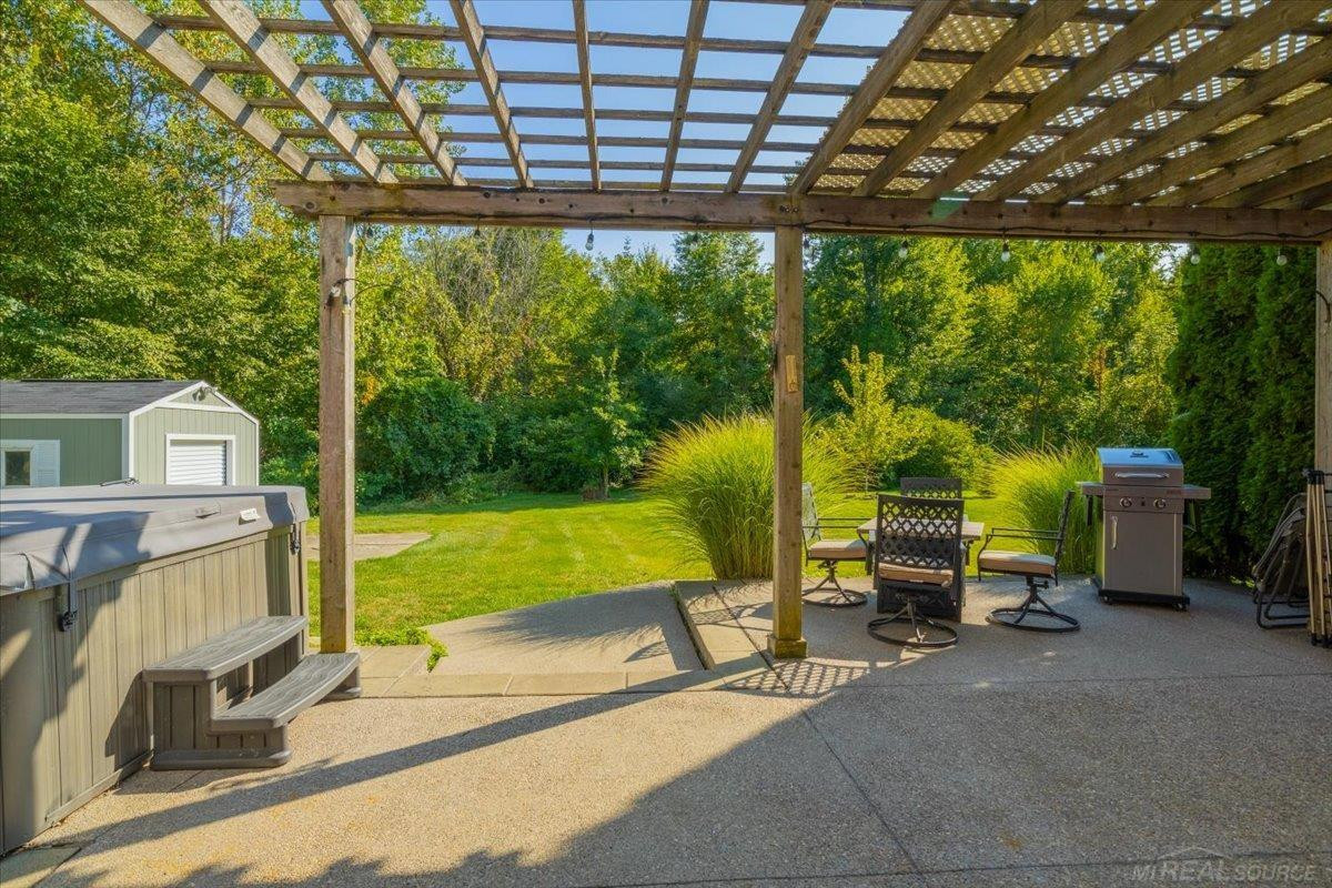 36556 Orchard Lake Drive, New Baltimore, MI 48047 — Photo 13
