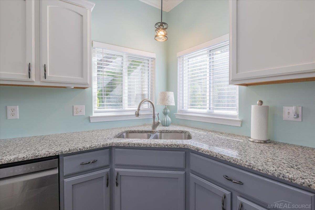 36556 Orchard Lake Drive, New Baltimore, MI 48047 — Photo 23