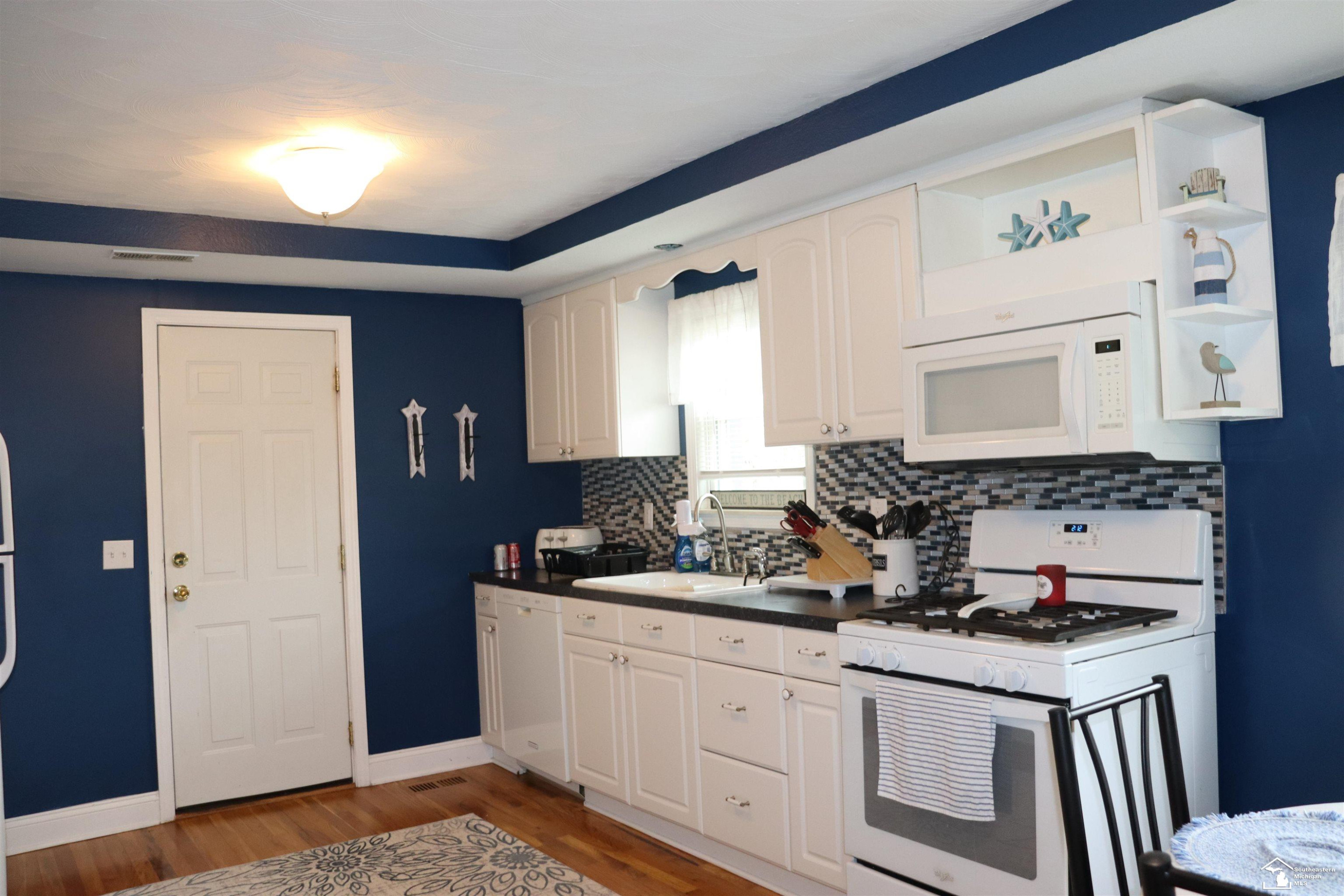 3159 Maplewood Street, Monroe, MI 48162 — Photo 10