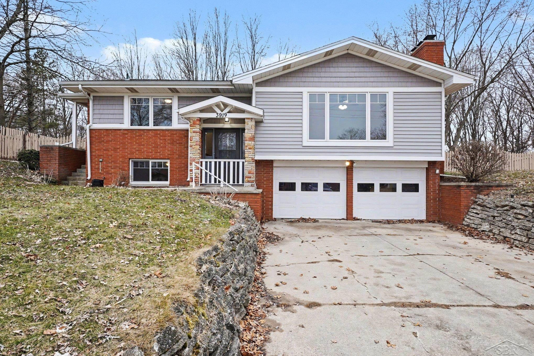 3919 N River Road, Freeland, MI 48623 — front exterior