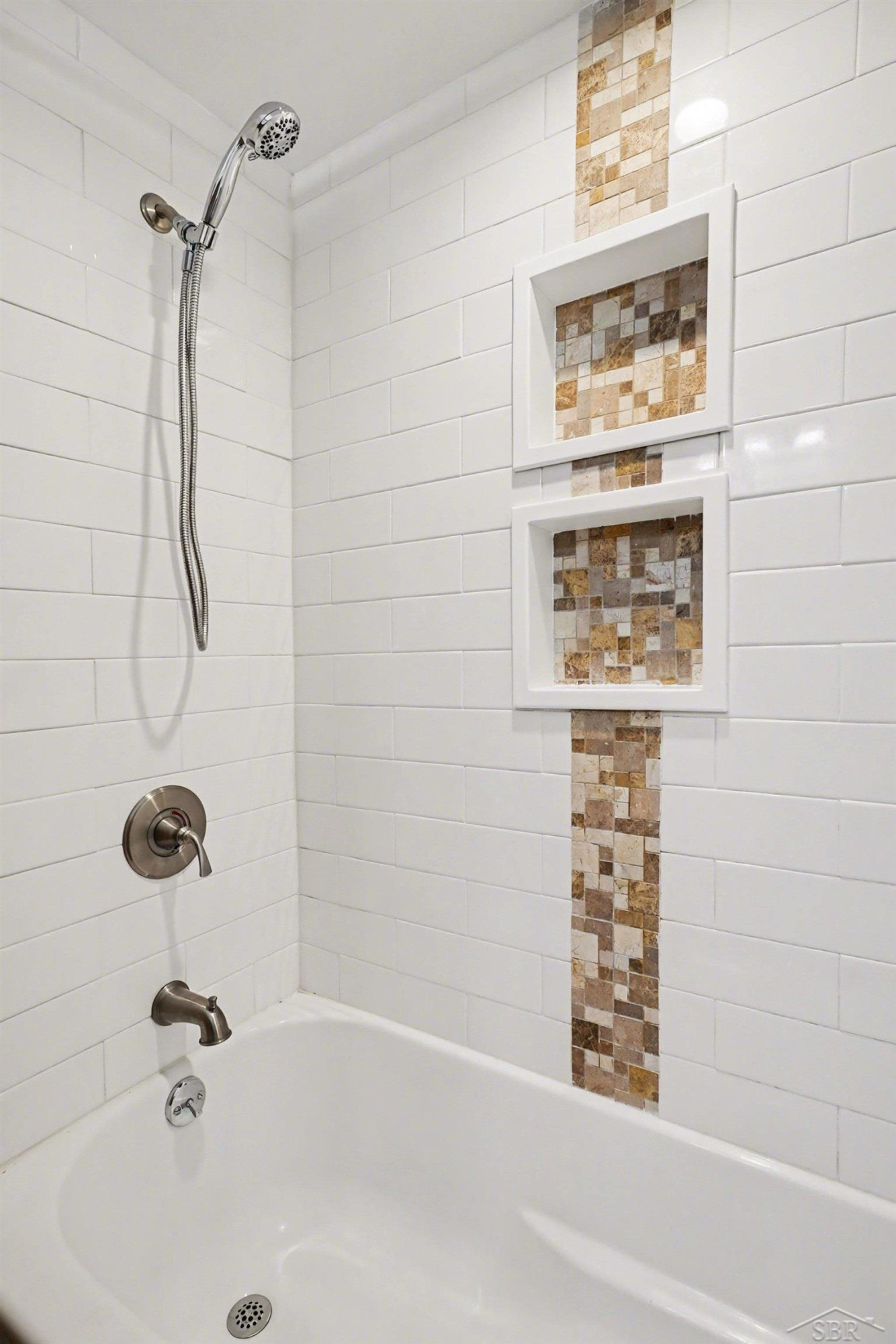 3919 N River Road, Freeland, MI 48623 — Photo 17