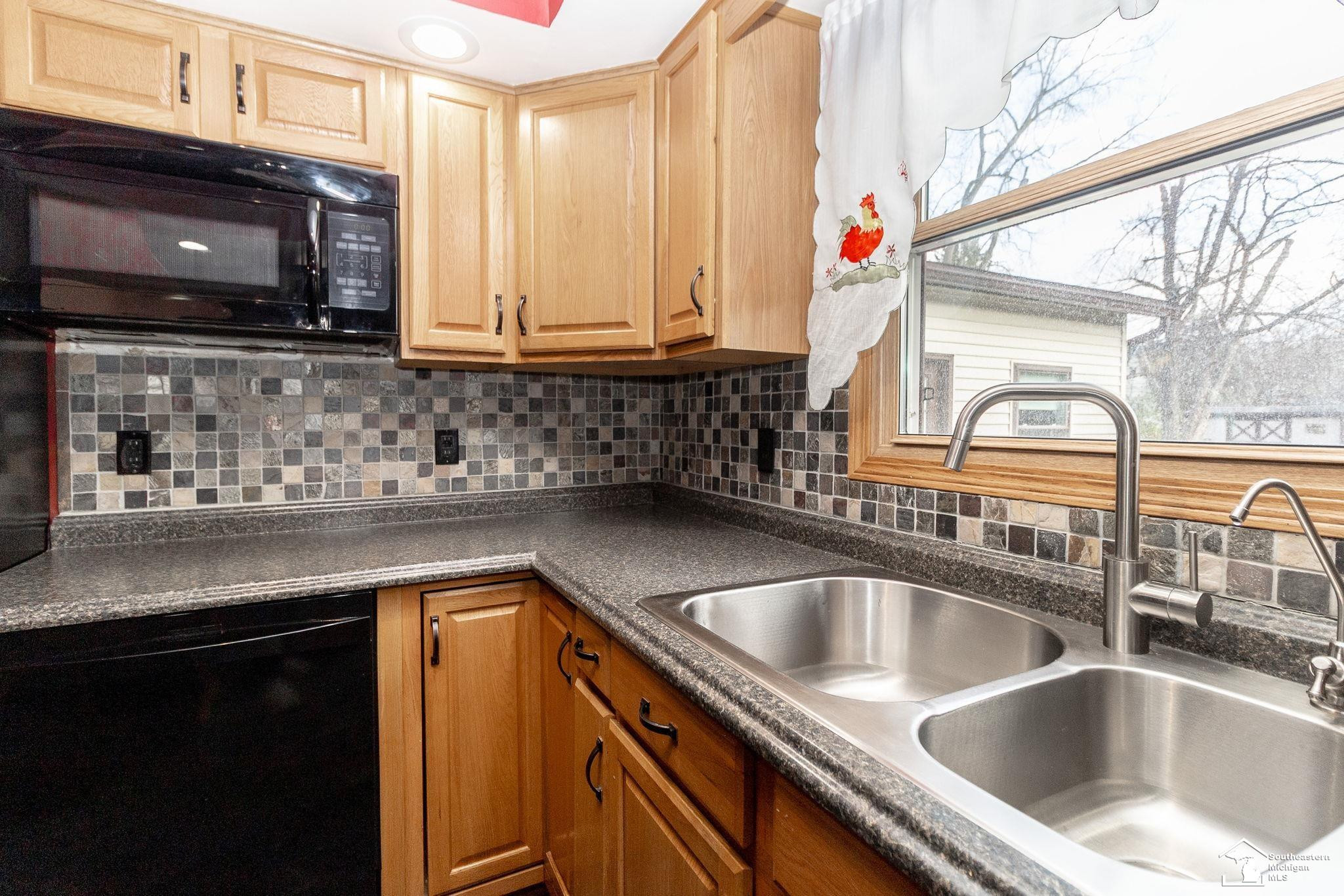 3335 School Road, Temperance, MI 48182 — Photo 19