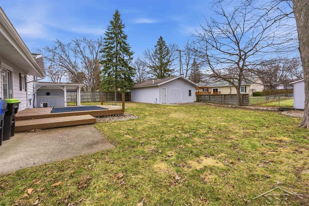 3214 Birchfield Drive, Midland, MI 48642 — Photo 5