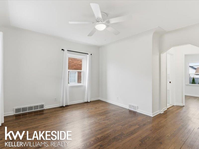 21837 RAUSCH Avenue, Eastpointe, MI 48021 — Photo 3