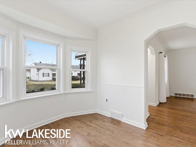 21837 RAUSCH Avenue, Eastpointe, MI 48021 — Photo 8