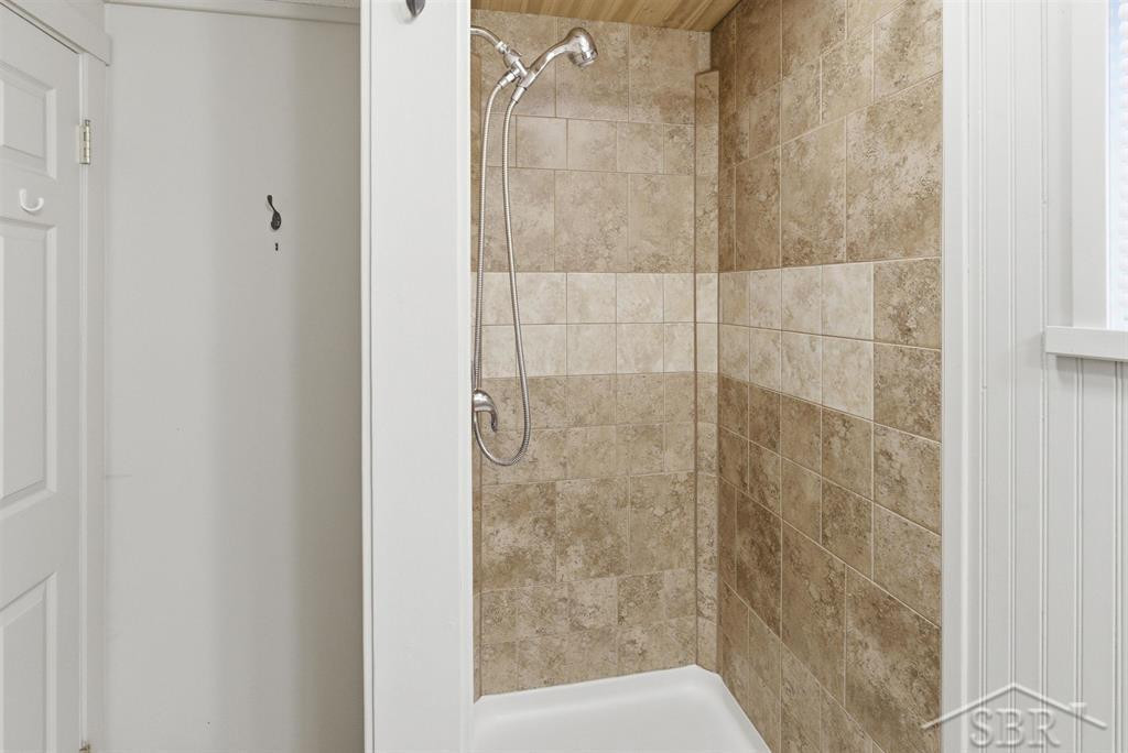 3214 Birchfield Drive, Midland, MI 48642 — Photo 24