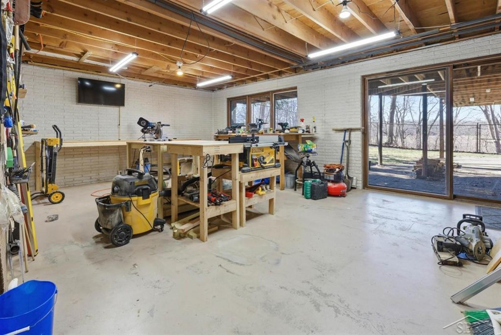 892 S Crooked Tree Lane, Midland, MI 48640 — Photo 40