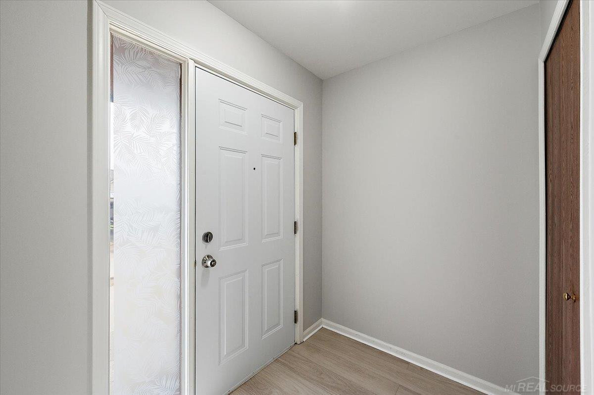 34868 Mercer Lane, Fraser, MI 48026 — Photo 12