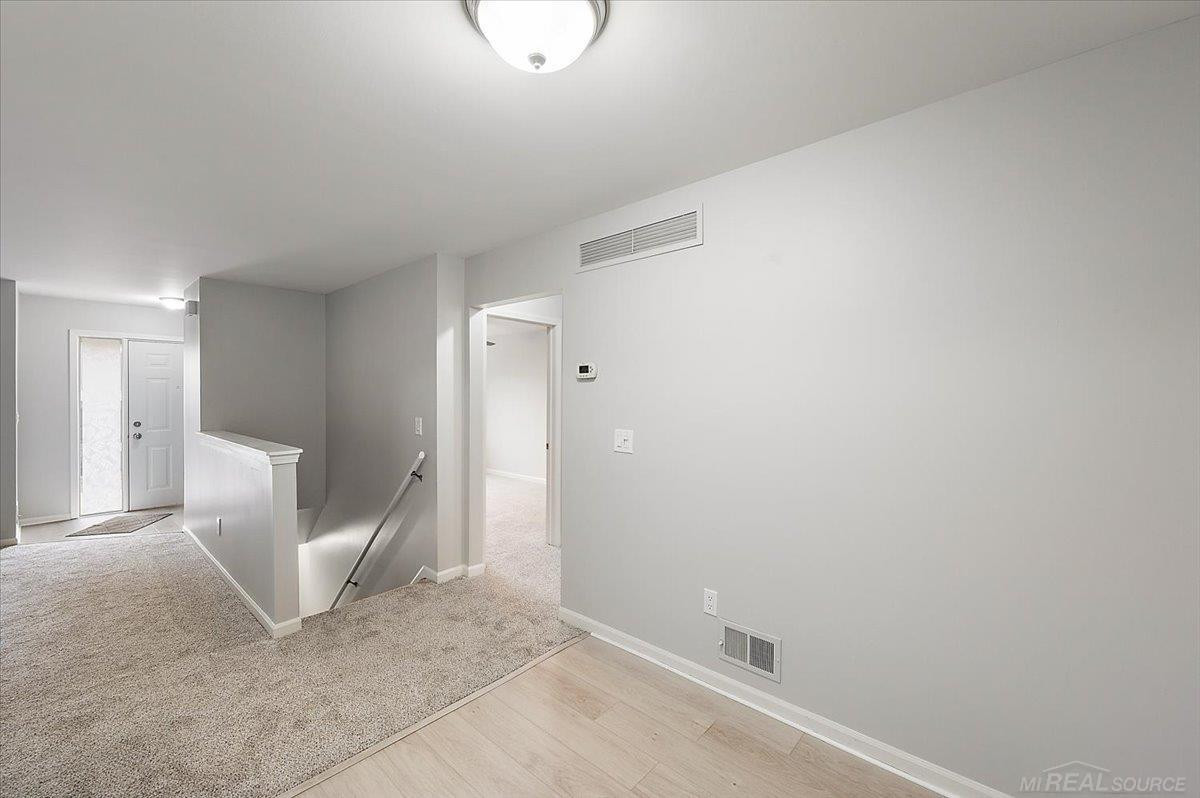 34868 Mercer Lane, Fraser, MI 48026 — Photo 20
