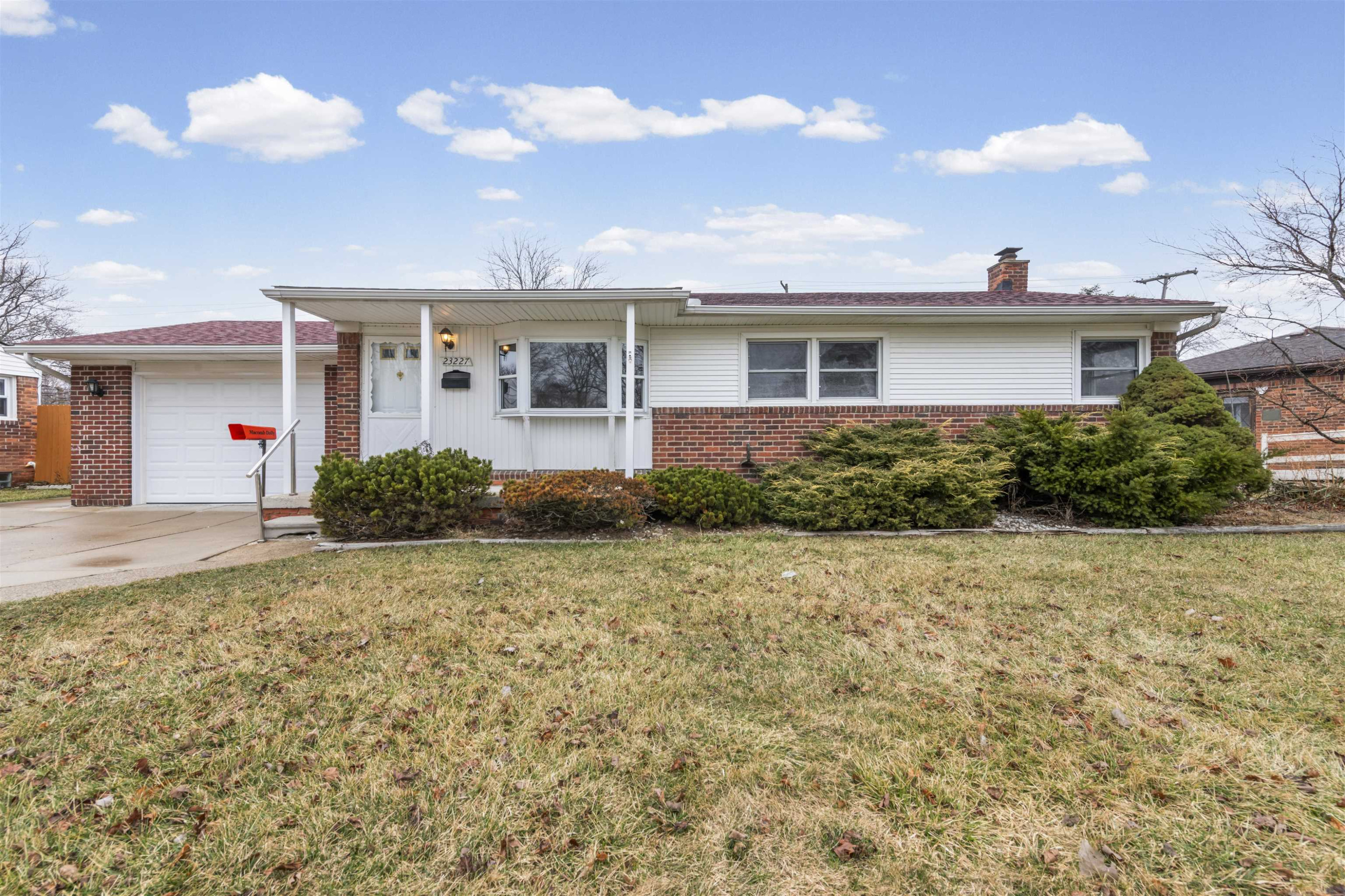 23227 Linne Street, Clinton Twp, MI 48035 — Photo 2