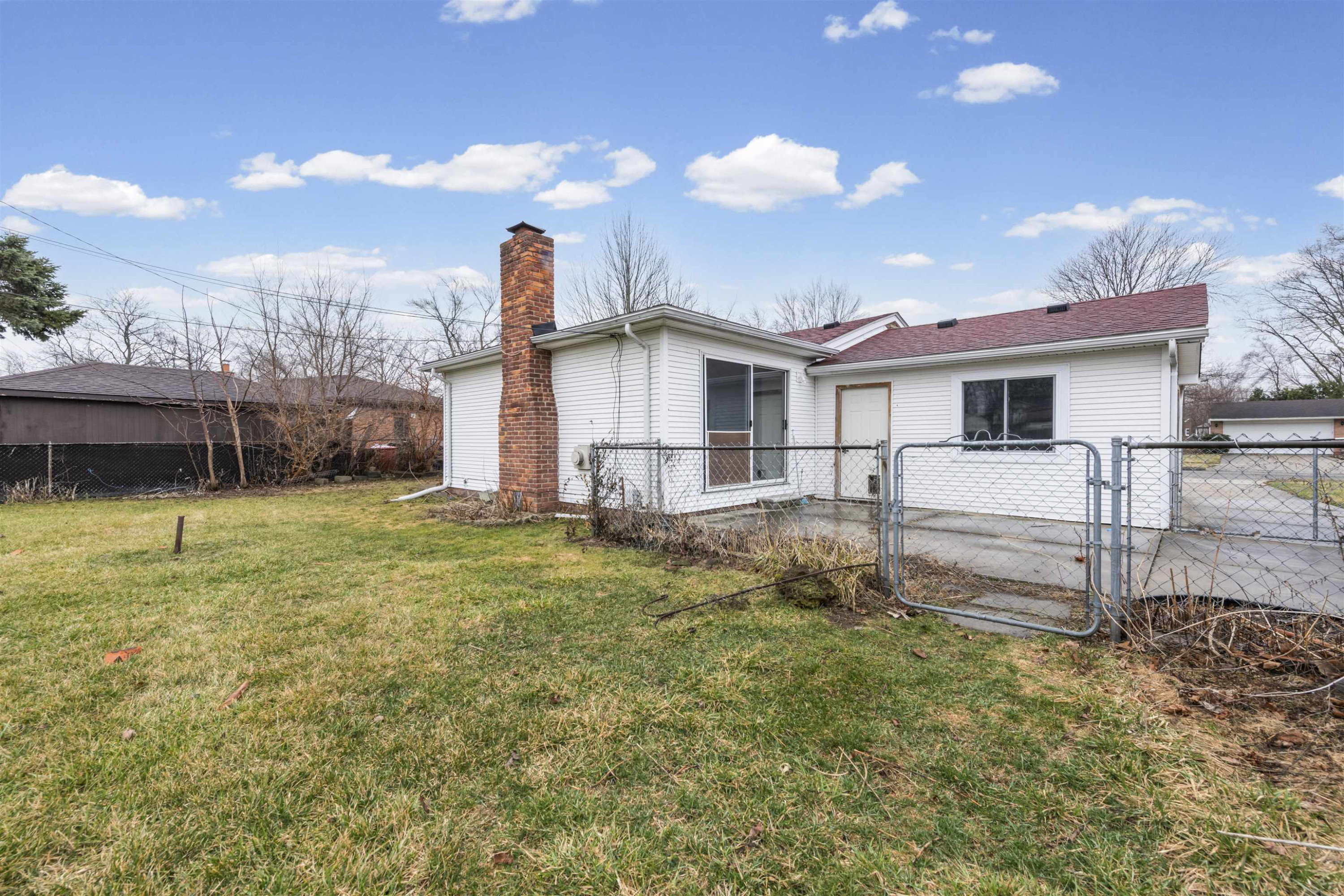 23227 Linne Street, Clinton Twp, MI 48035 — Photo 6