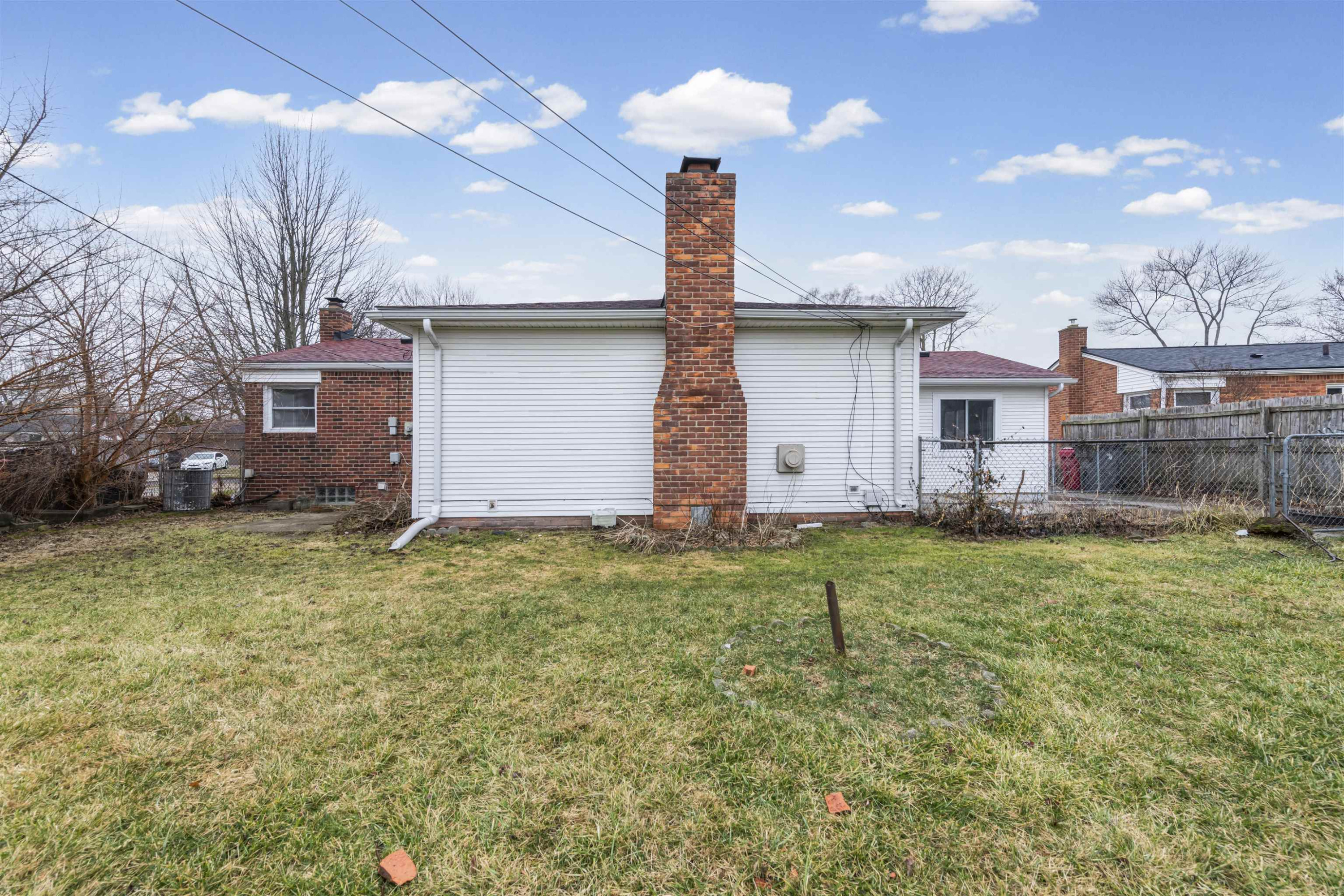 23227 Linne Street, Clinton Twp, MI 48035 — Photo 7
