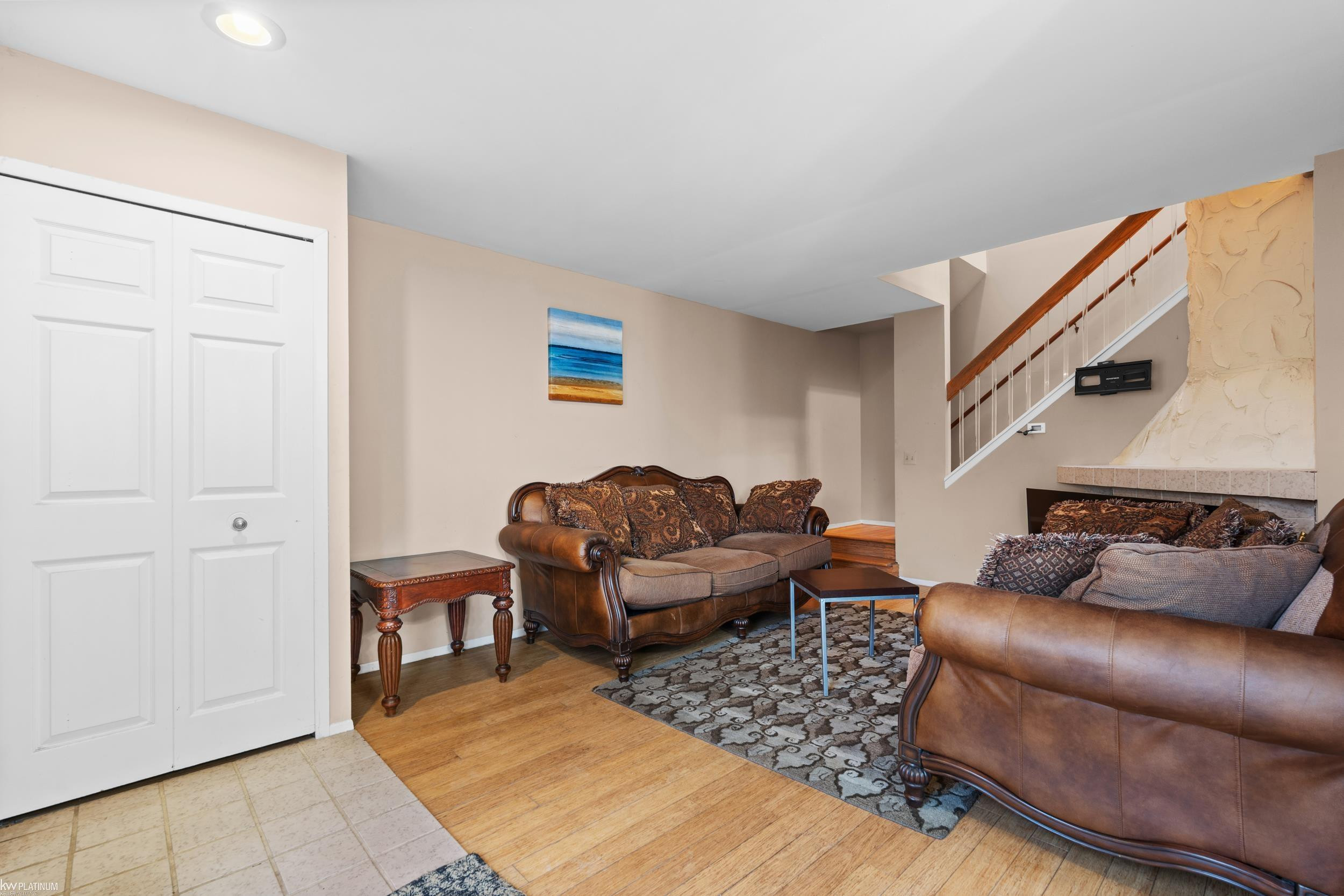 38916 Country Circle, Farmington Hills, MI 48331 — Photo 7