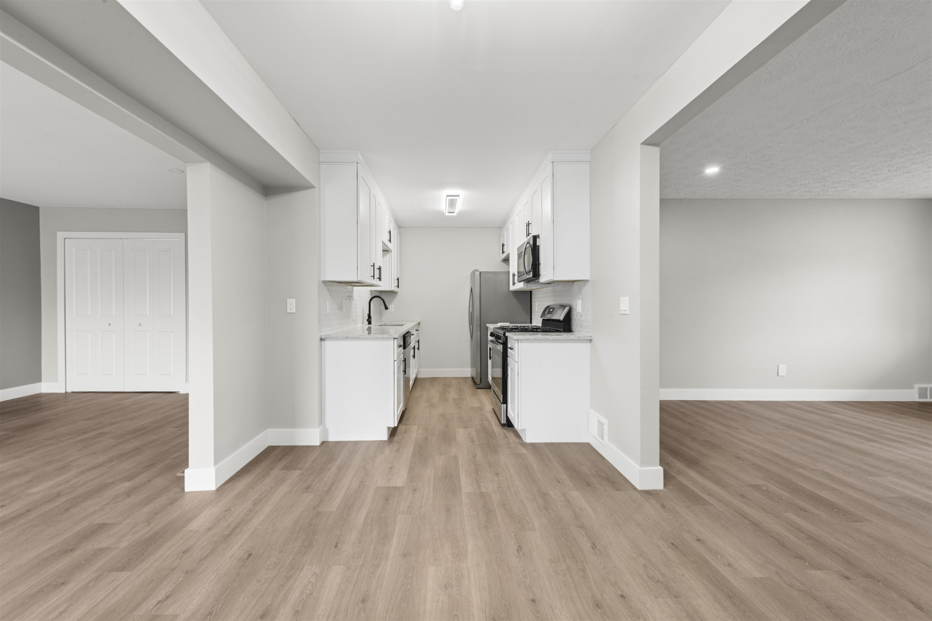 23227 Linne Street, Clinton Twp, MI 48035 — Photo 11
