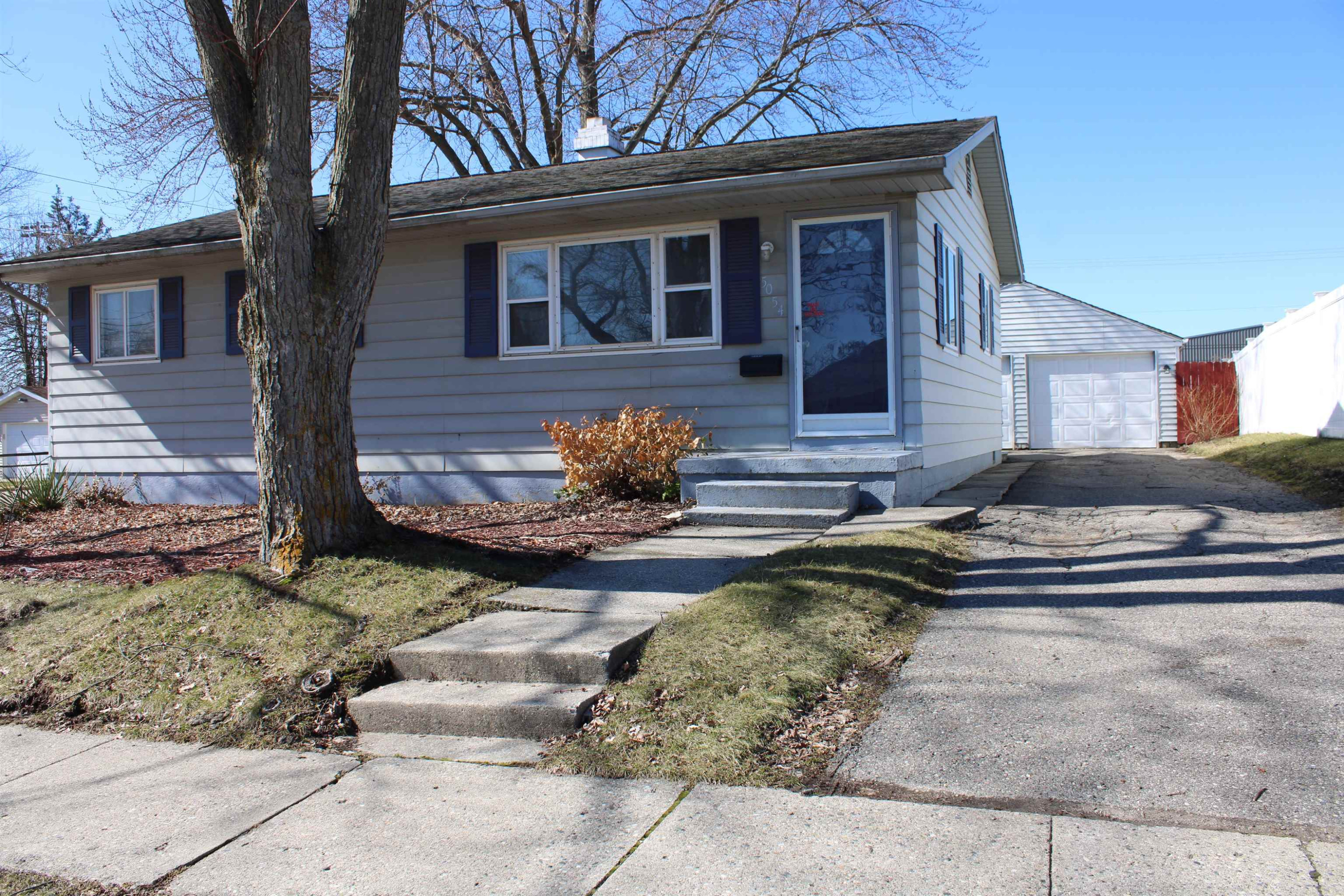 5054 Fairchild Street, Swartz Creek, MI 48473 — Photo 3