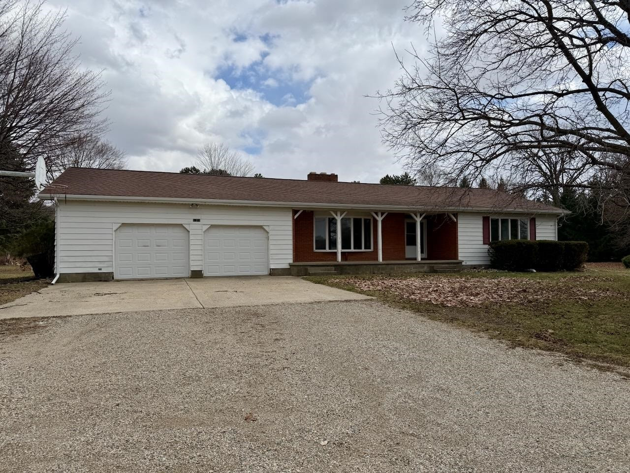 16351 S Oakley Road, Chesaning, MI 48616 — Photo 2