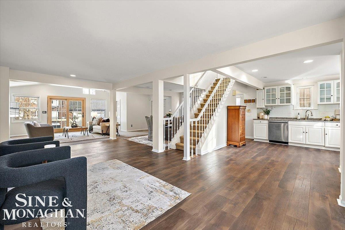 412 Manor Street, Grosse Pointe Farms, MI 48236 — Photo 10