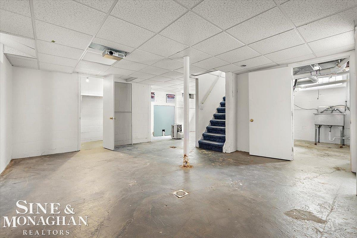 412 Manor Street, Grosse Pointe Farms, MI 48236 — Photo 35