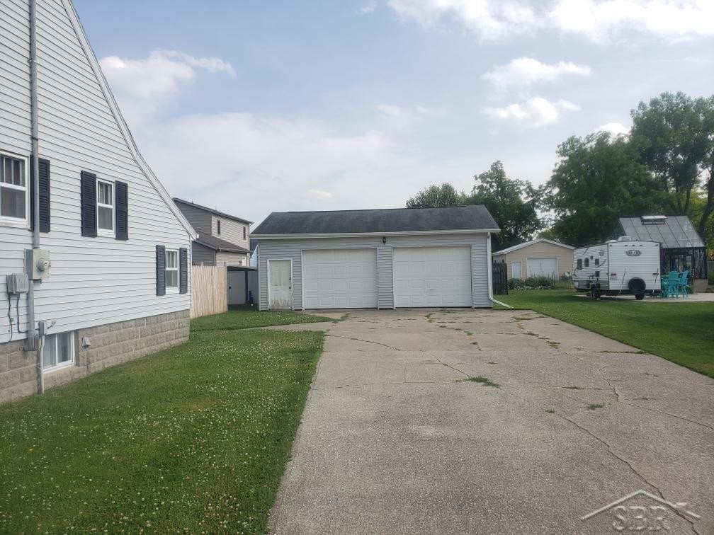 3525 Shattuck Road, Saginaw, MI 48603 — Photo 2