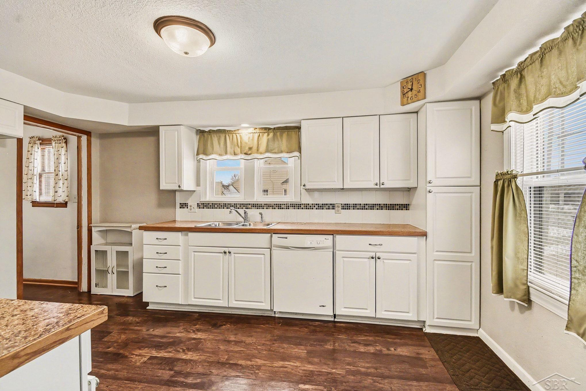 3525 Shattuck Road, Saginaw, MI 48603 — Photo 7