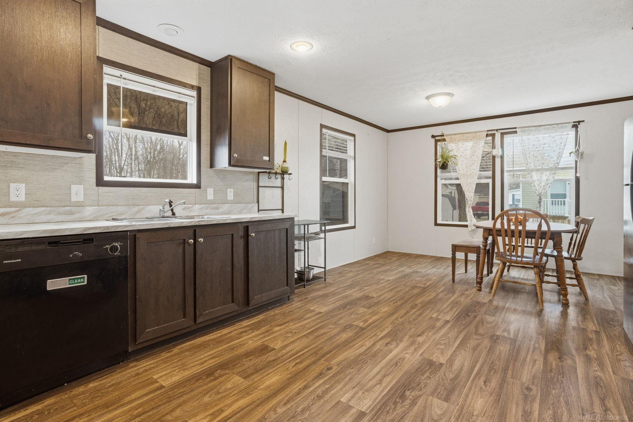1829 Ponderosa Avenue, MI — Photo 11