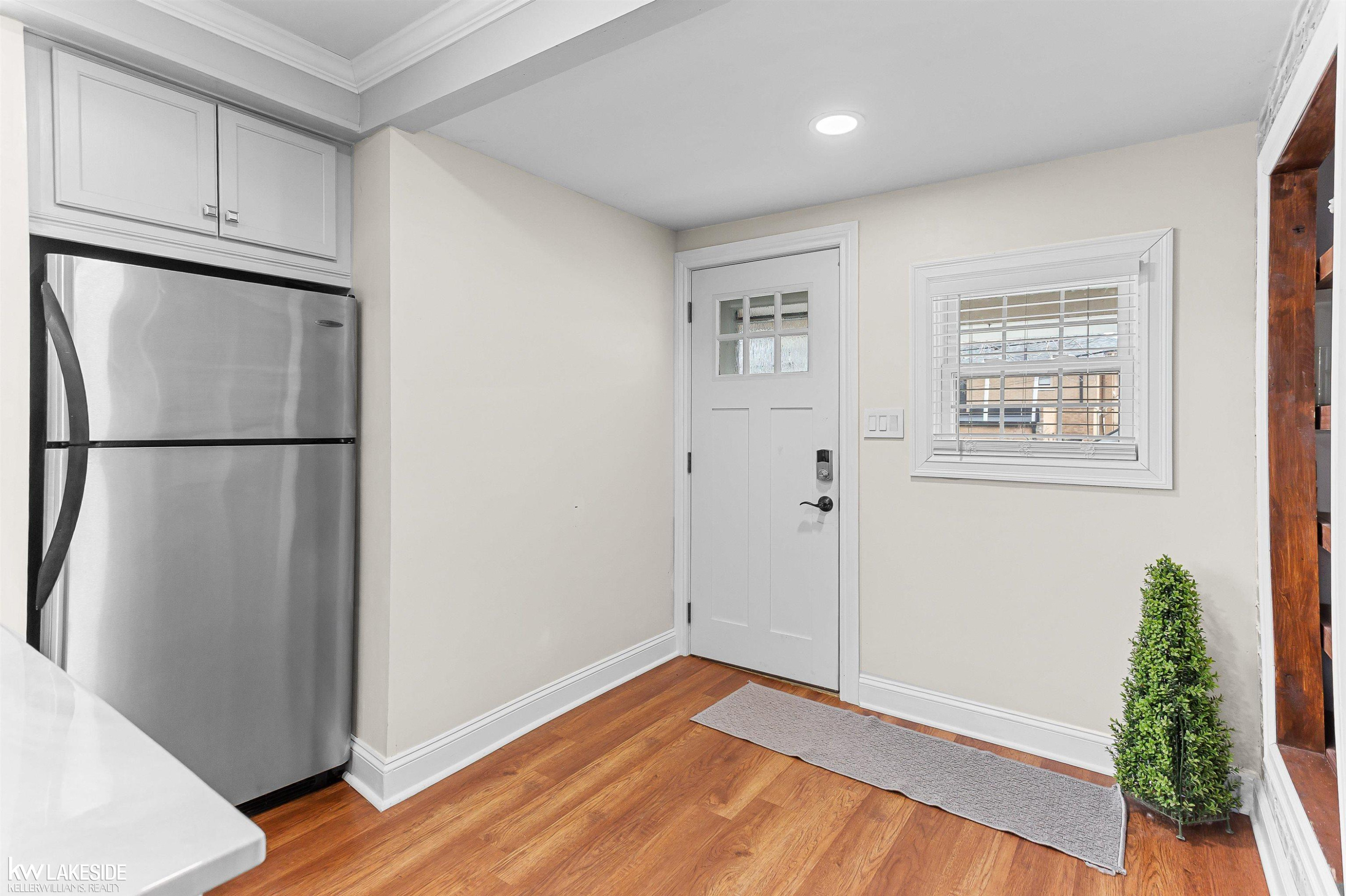 261 Jones Street, Mount Clemens, MI 48043 — Photo 14
