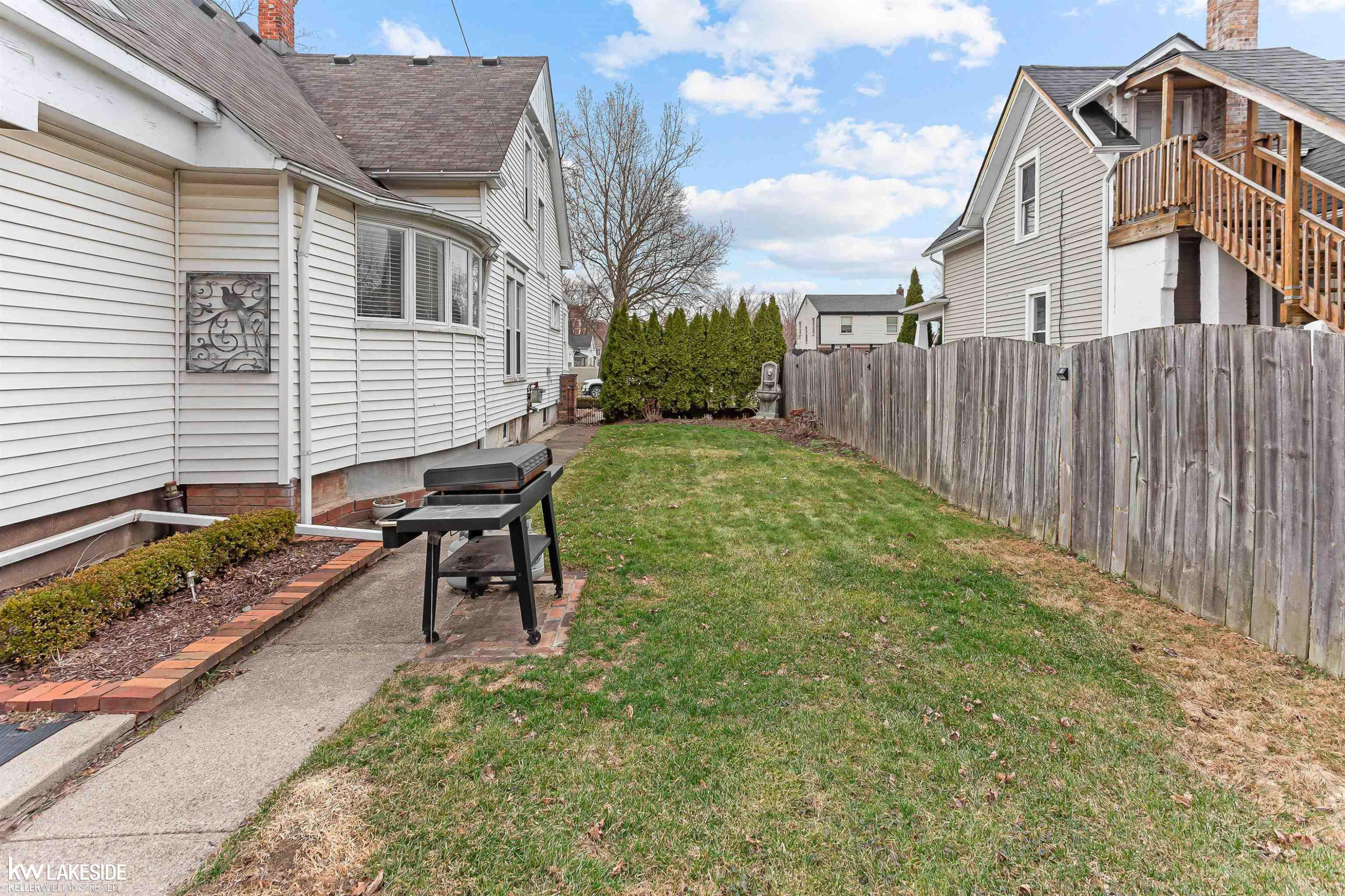 261 Jones Street, Mount Clemens, MI 48043 — Photo 42