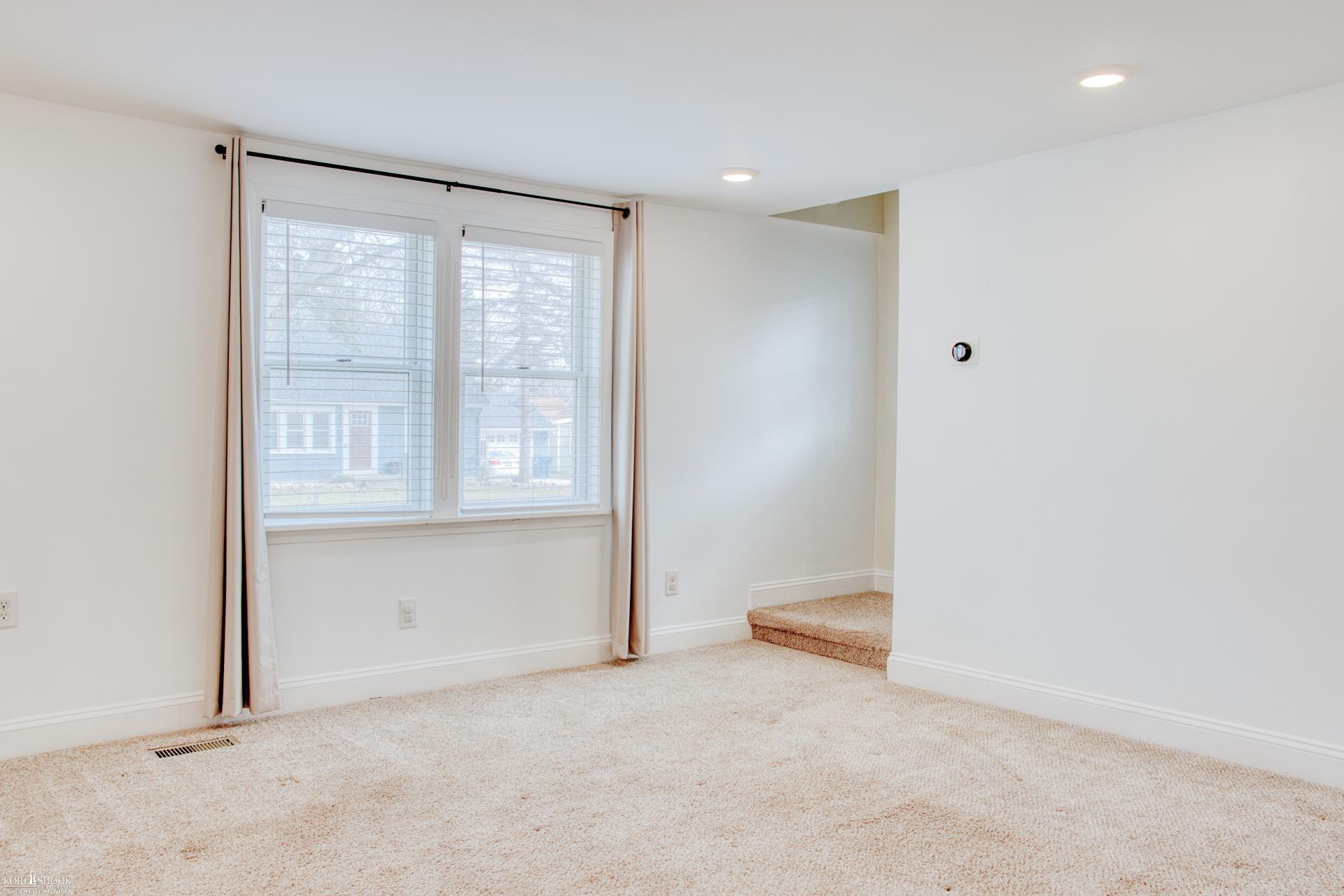 211 N Church Street, Byron, MI 48418 — Photo 9