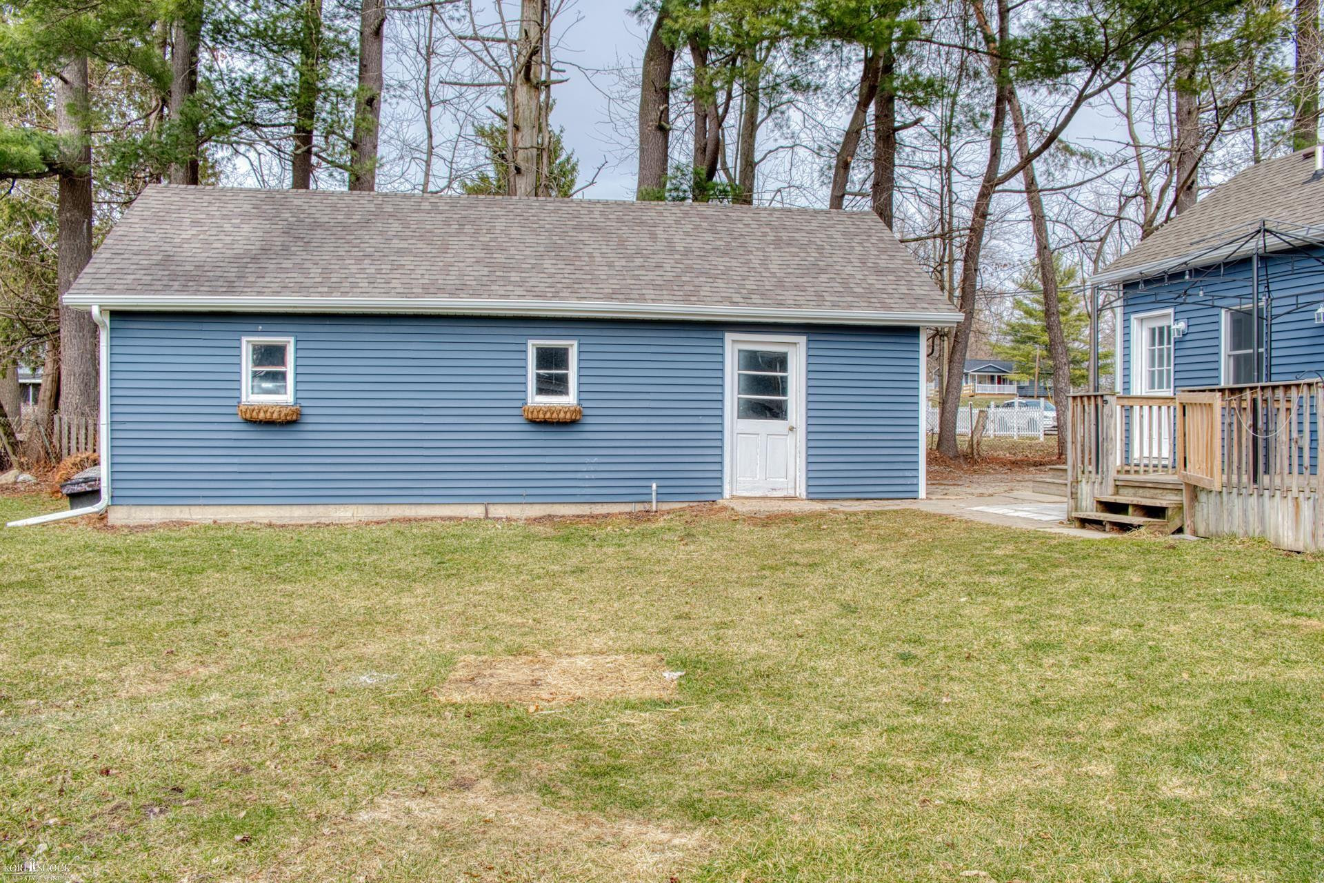 211 N Church Street, Byron, MI 48418 — Photo 24