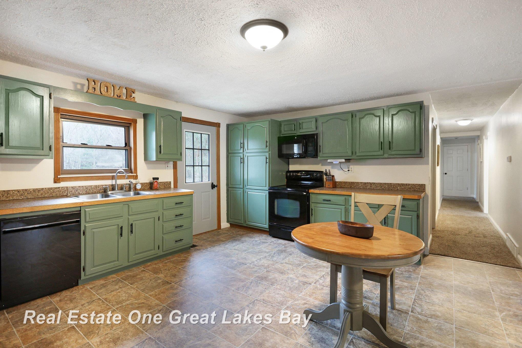 12467 Dorwood Road, Burt, MI 48417 — Photo 8