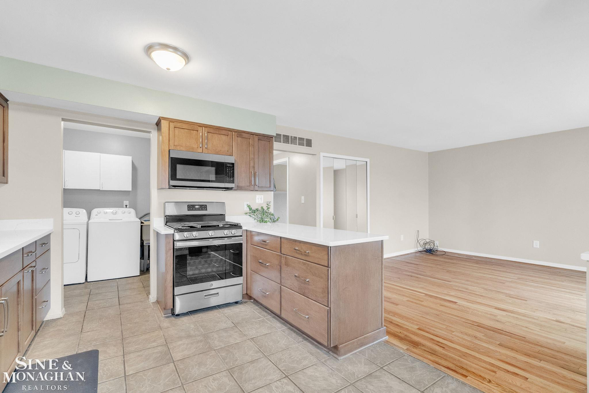 39476 Willmarth Street, MI — Photo 14