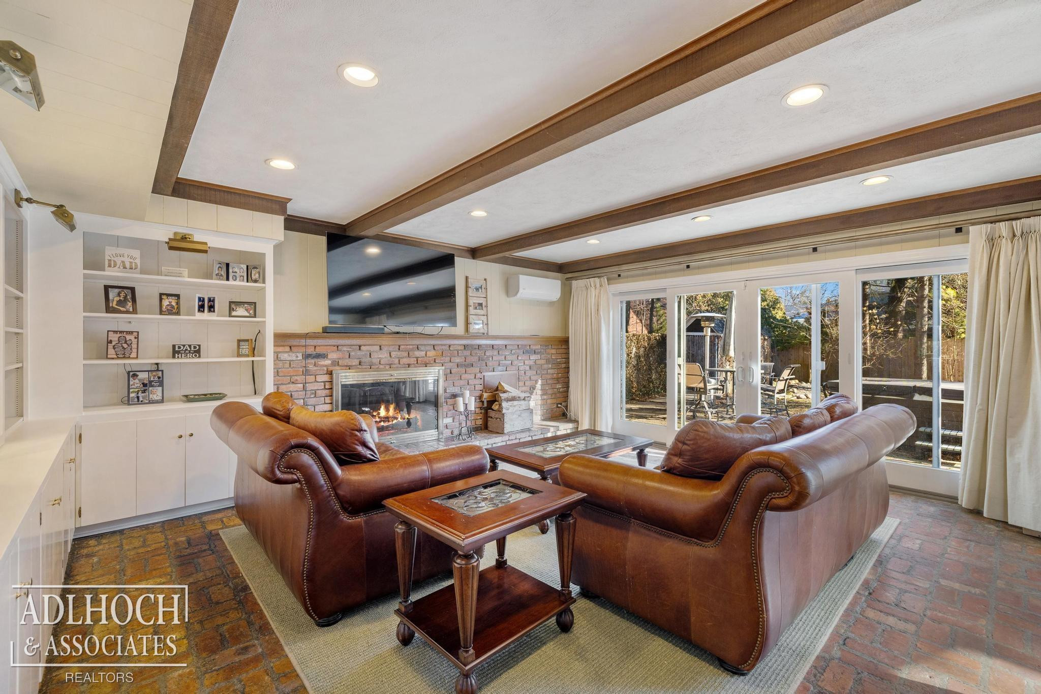 450 University Place, Grosse Pointe, MI 48230 — Photo 14