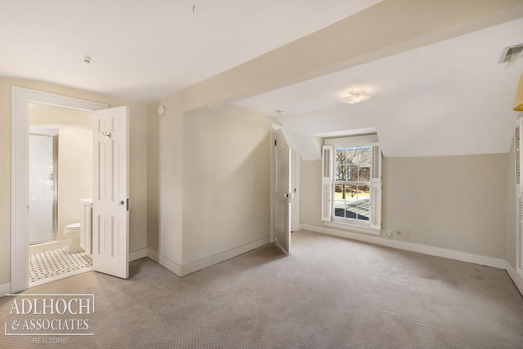 450 University Place, Grosse Pointe, MI 48230 — Photo 37