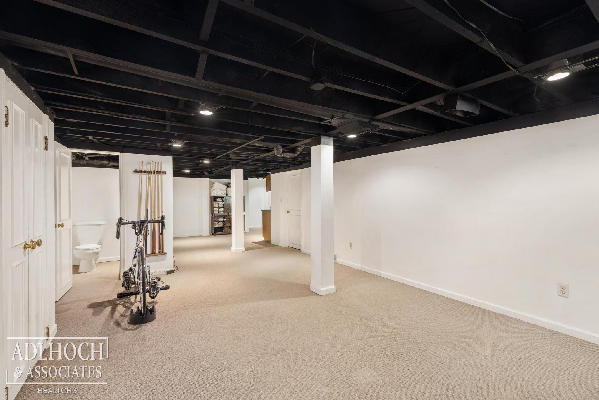 450 University Place, Grosse Pointe, MI 48230 — Photo 42