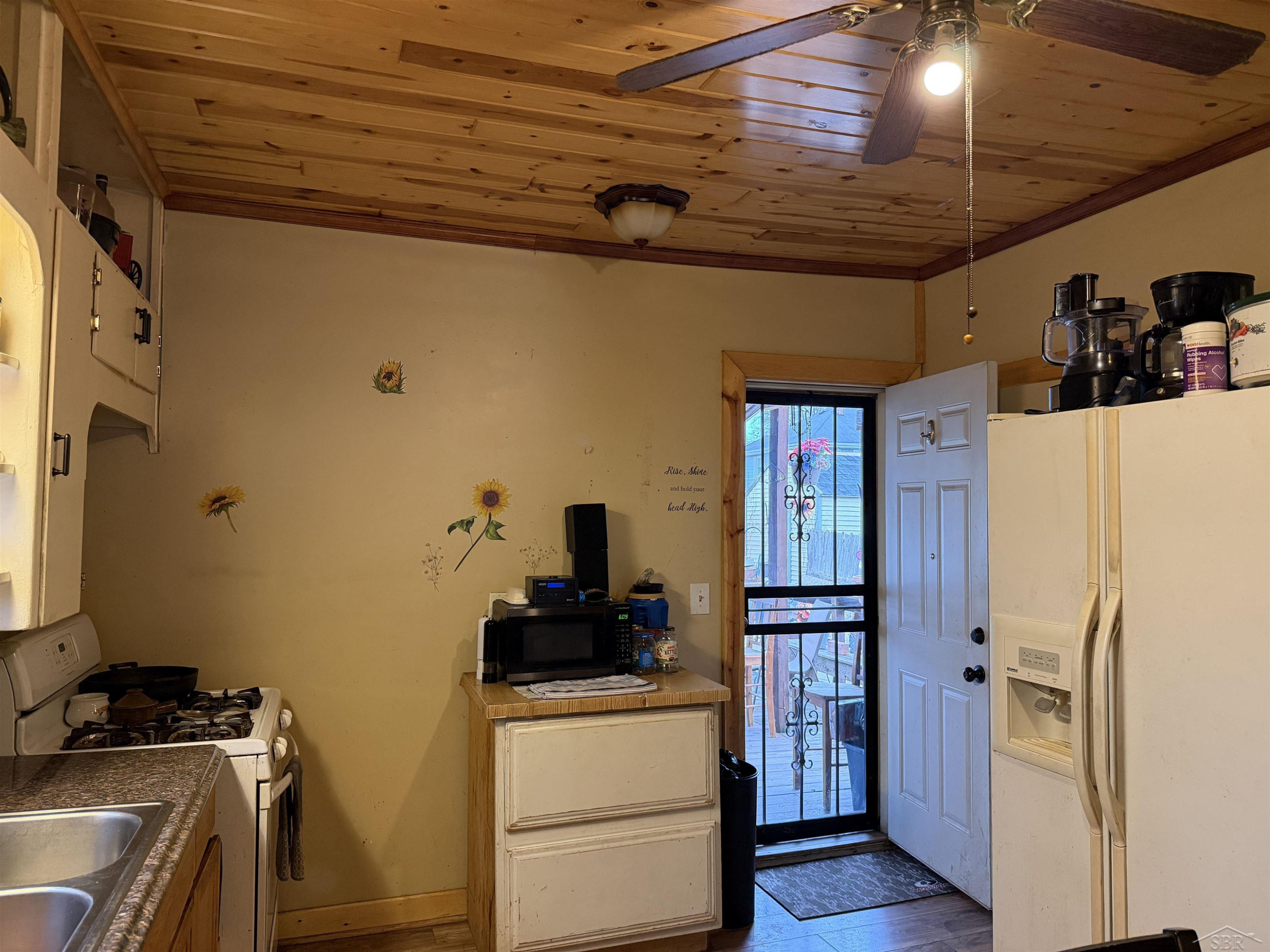 420 N Granger Street, Saginaw, MI 48602 — Photo 13