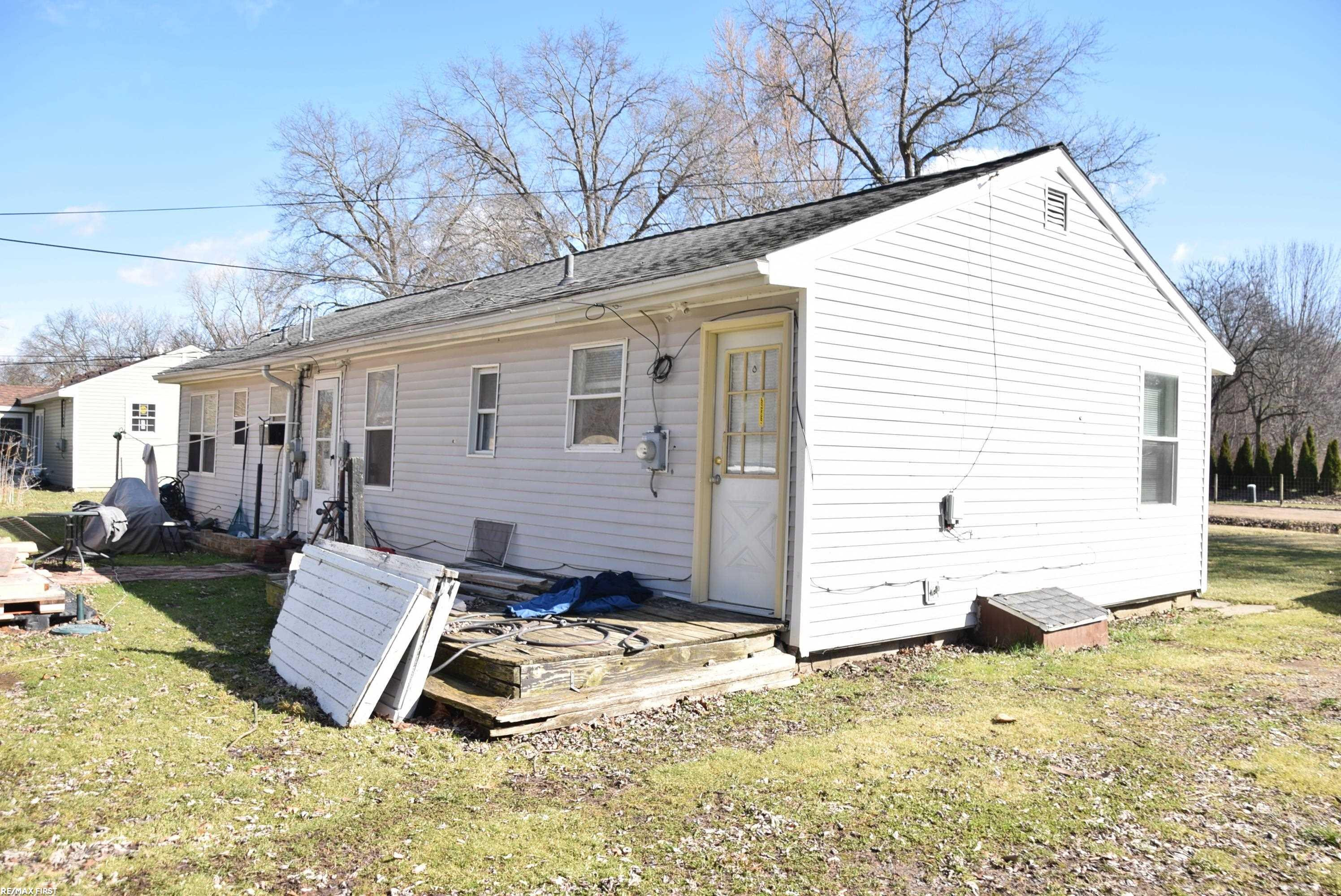 20150 Sherwood Road, MI 48111 — Photo 8