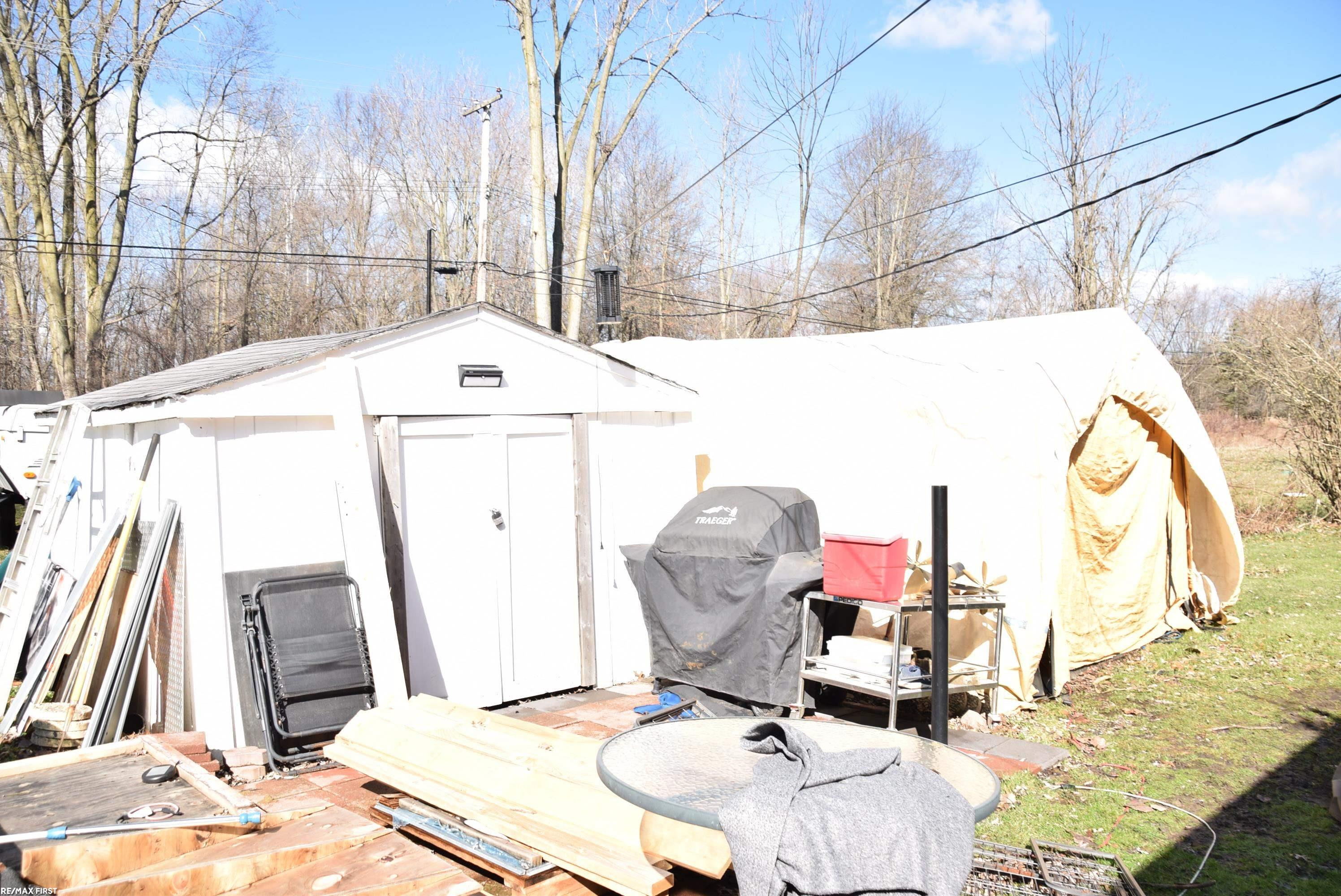 20150 Sherwood Road, MI 48111 — Photo 9